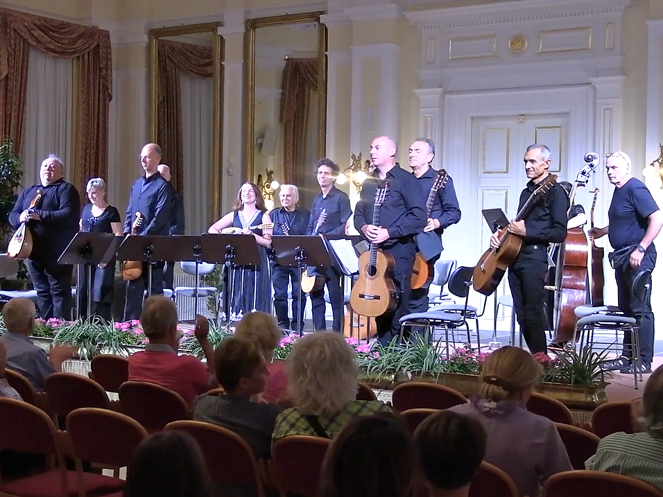 Sommerkonzert des Mandolinenorchesters Euterpe - Meran und Umgebung - #1 - suedtirol.info