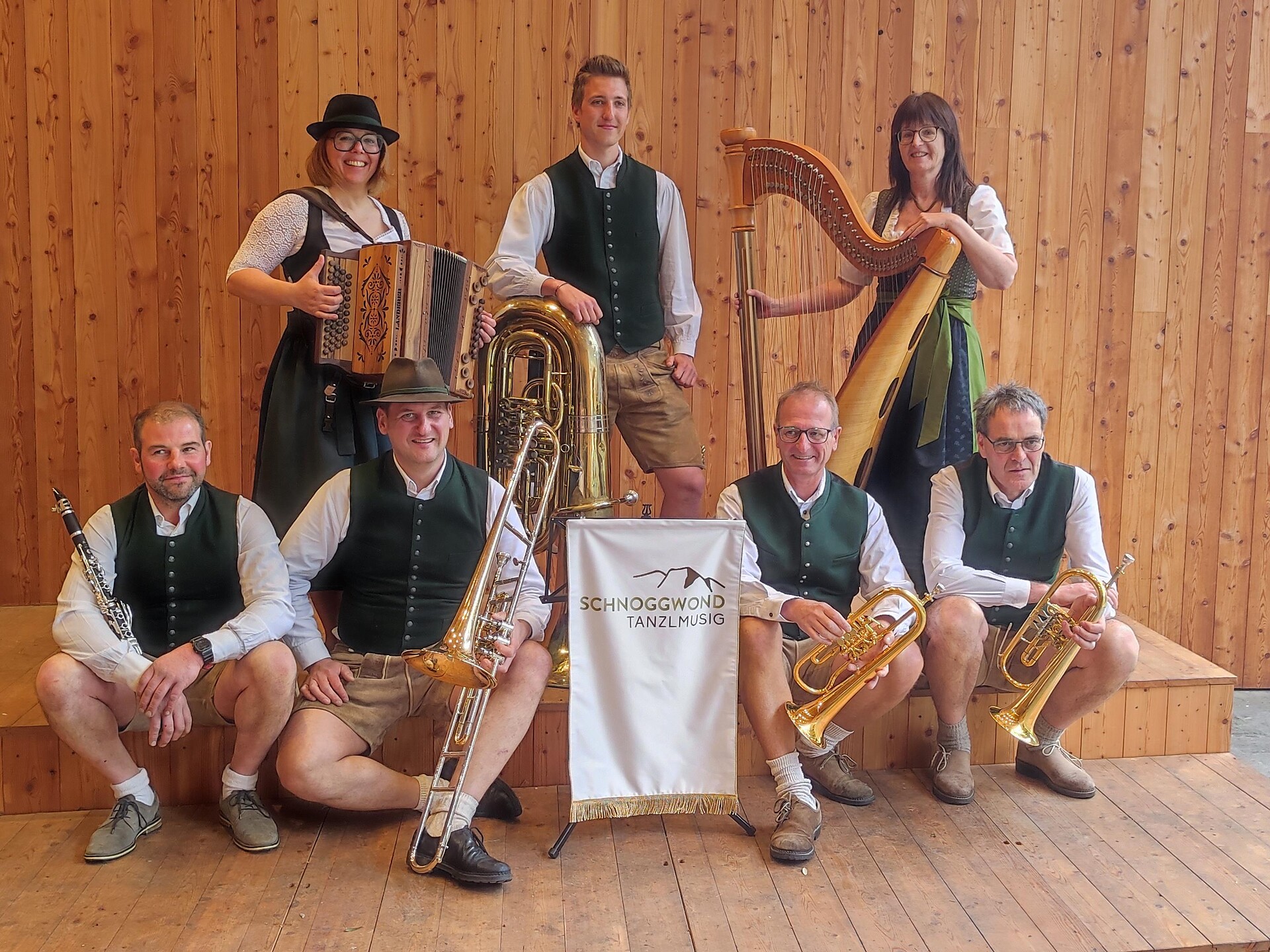 Concerto estivo a Avenes - Graushof in Avenes - Schnoggwond Tanzlmusig Val di Vizze 1 suedtirol.info
