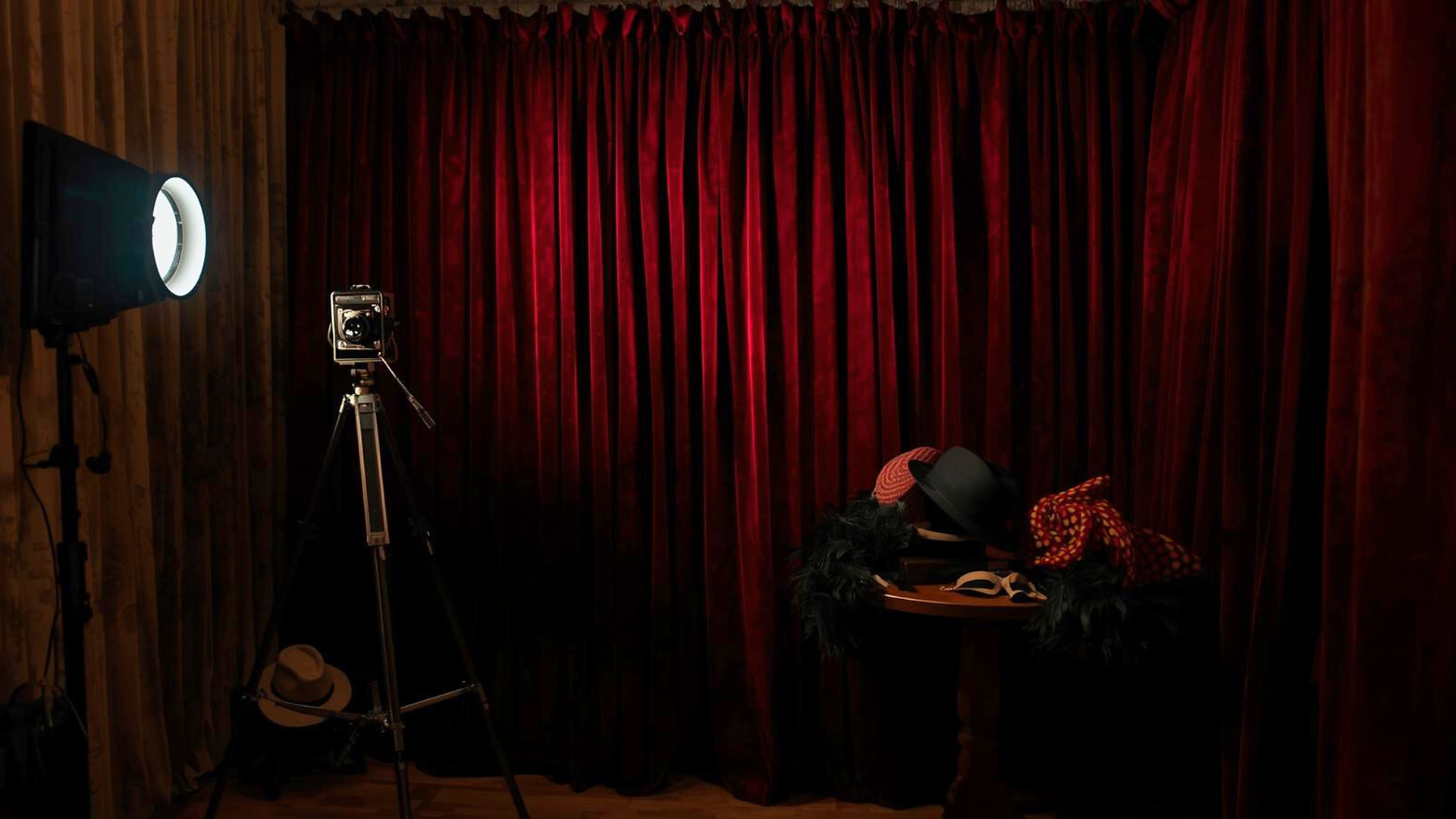 Theaterstück - Alte Liebe - Südtiroler Weinstraße - #1 - suedtirol.info