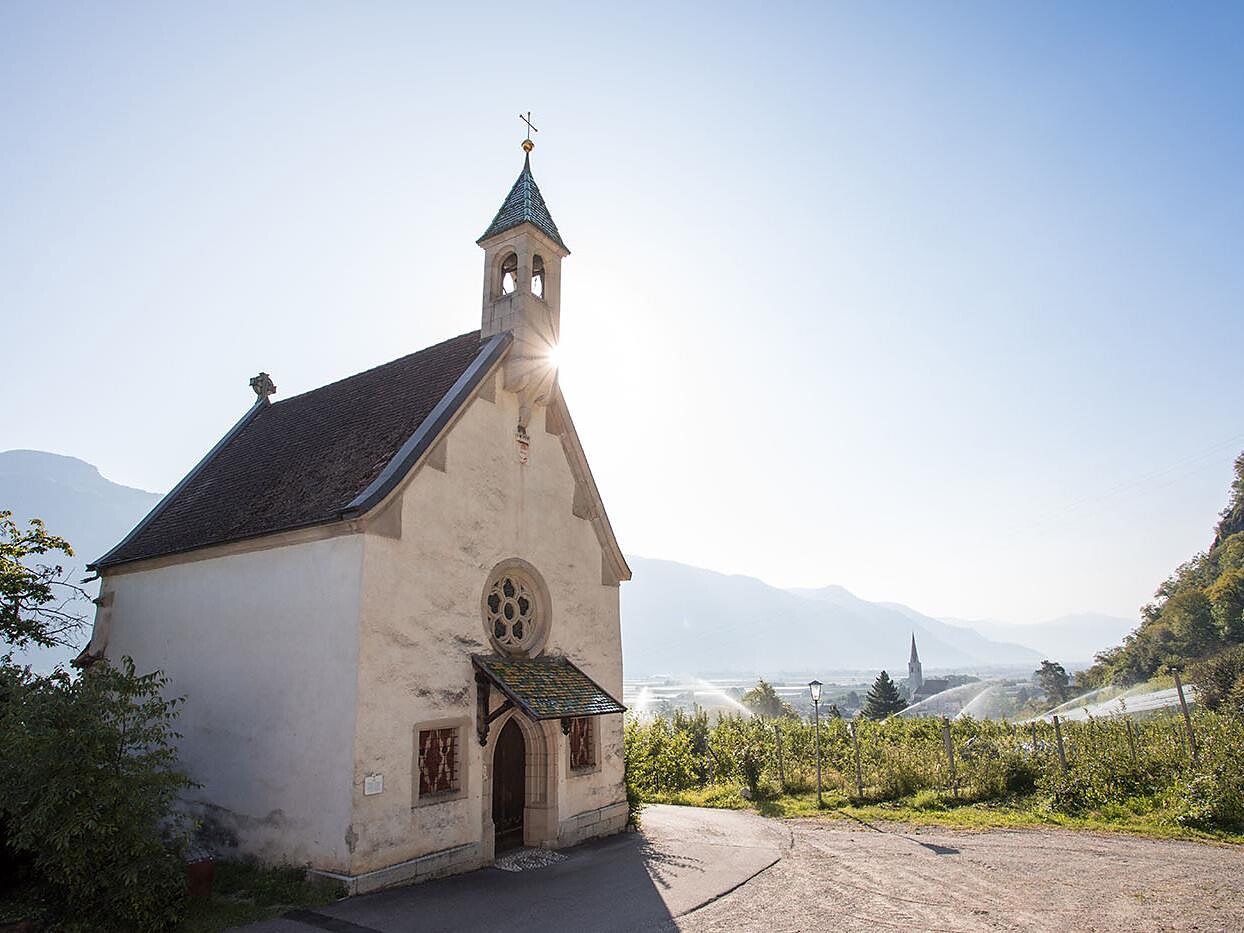 Giorno del Romanico - Guida nella chiesetta S.ta Margherita a Lana - Merano e dintorni - #1 - suedtirol.info
