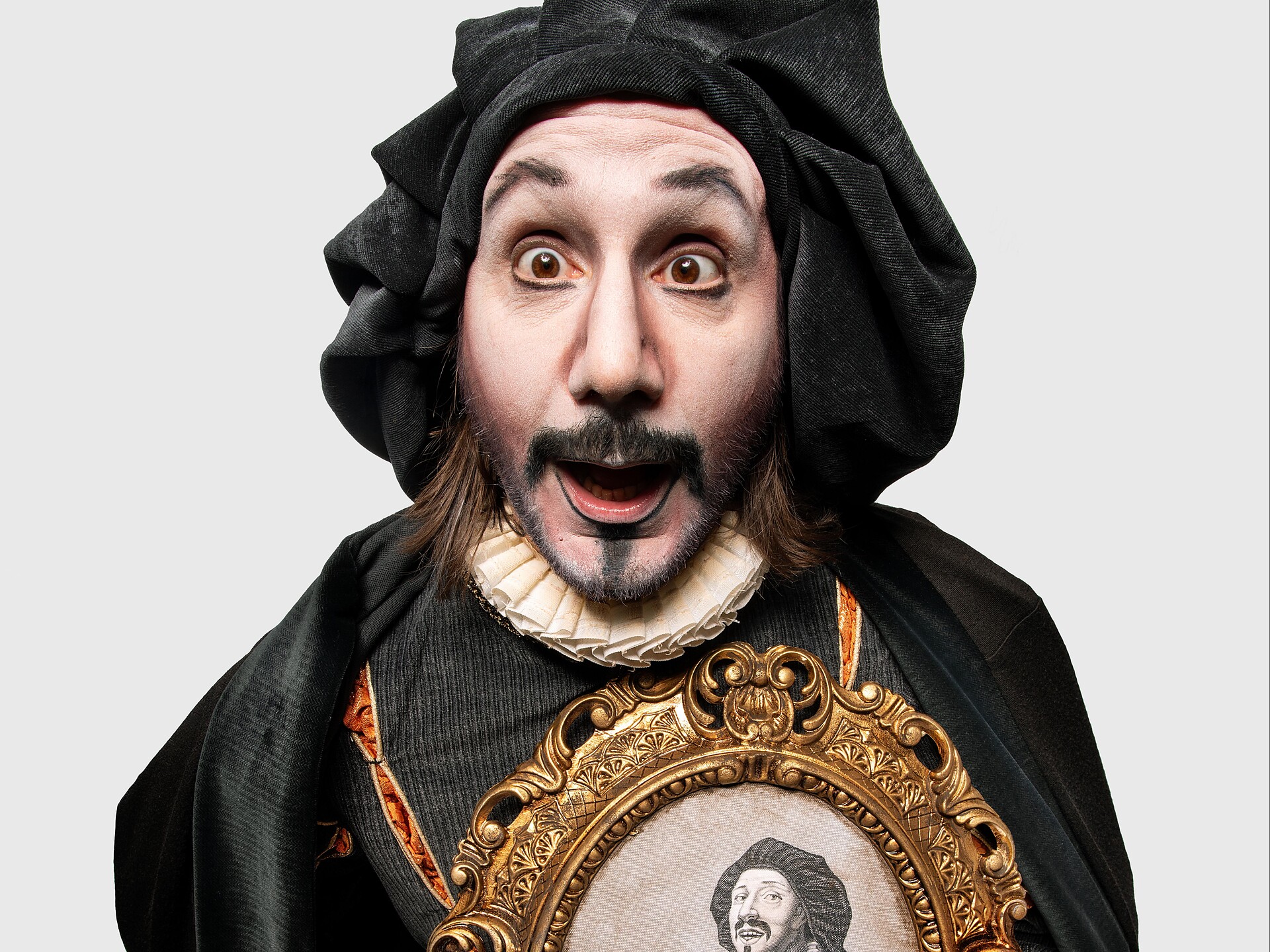 Teatro Stabile di Bolzano: "SCARAMUCCIA" - Vipiteno e dintorni - #1 - suedtirol.info