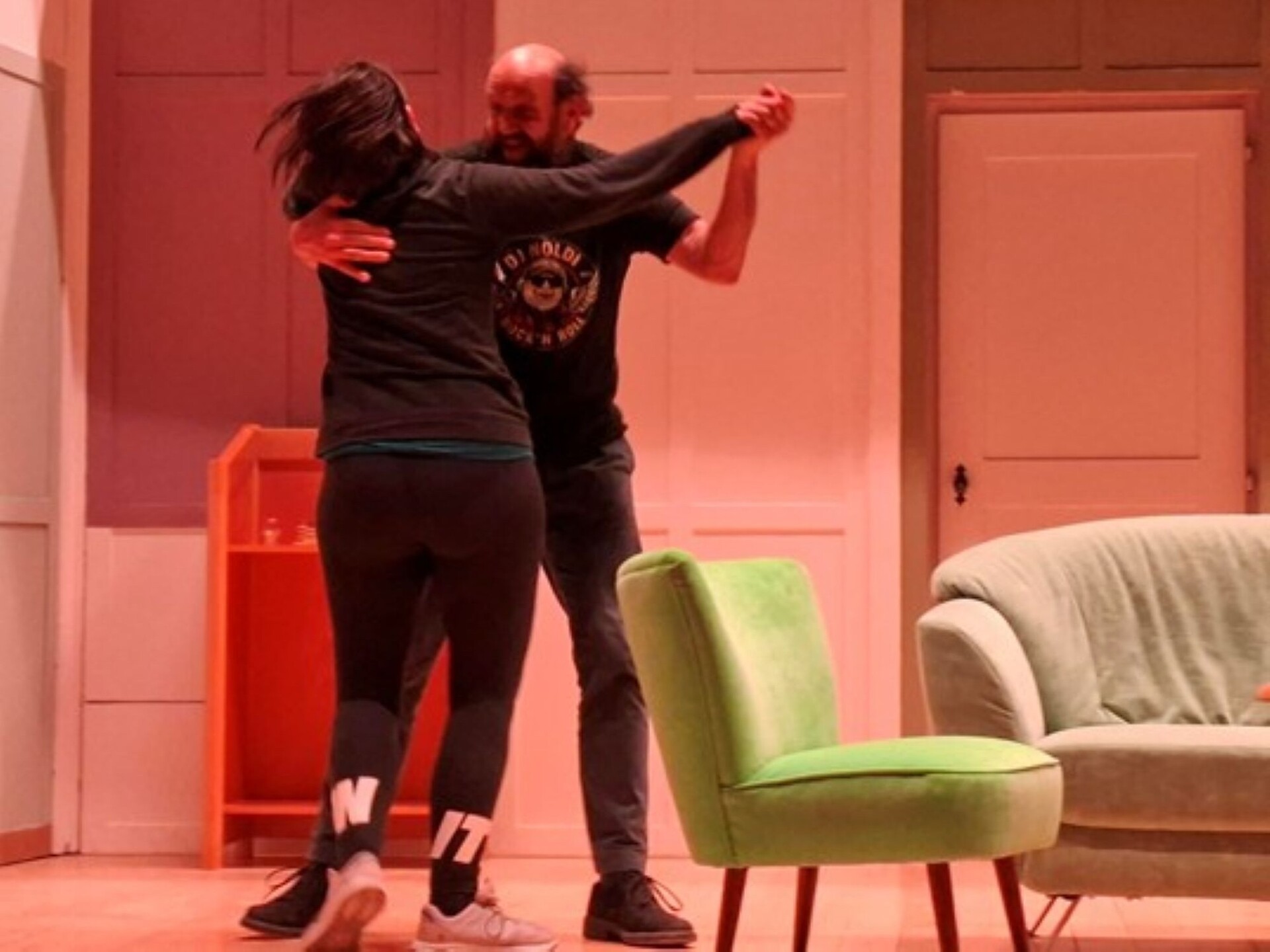 Theaterstück: Lügen über Lügen - Südtiroler Weinstraße - #3 - suedtirol.info