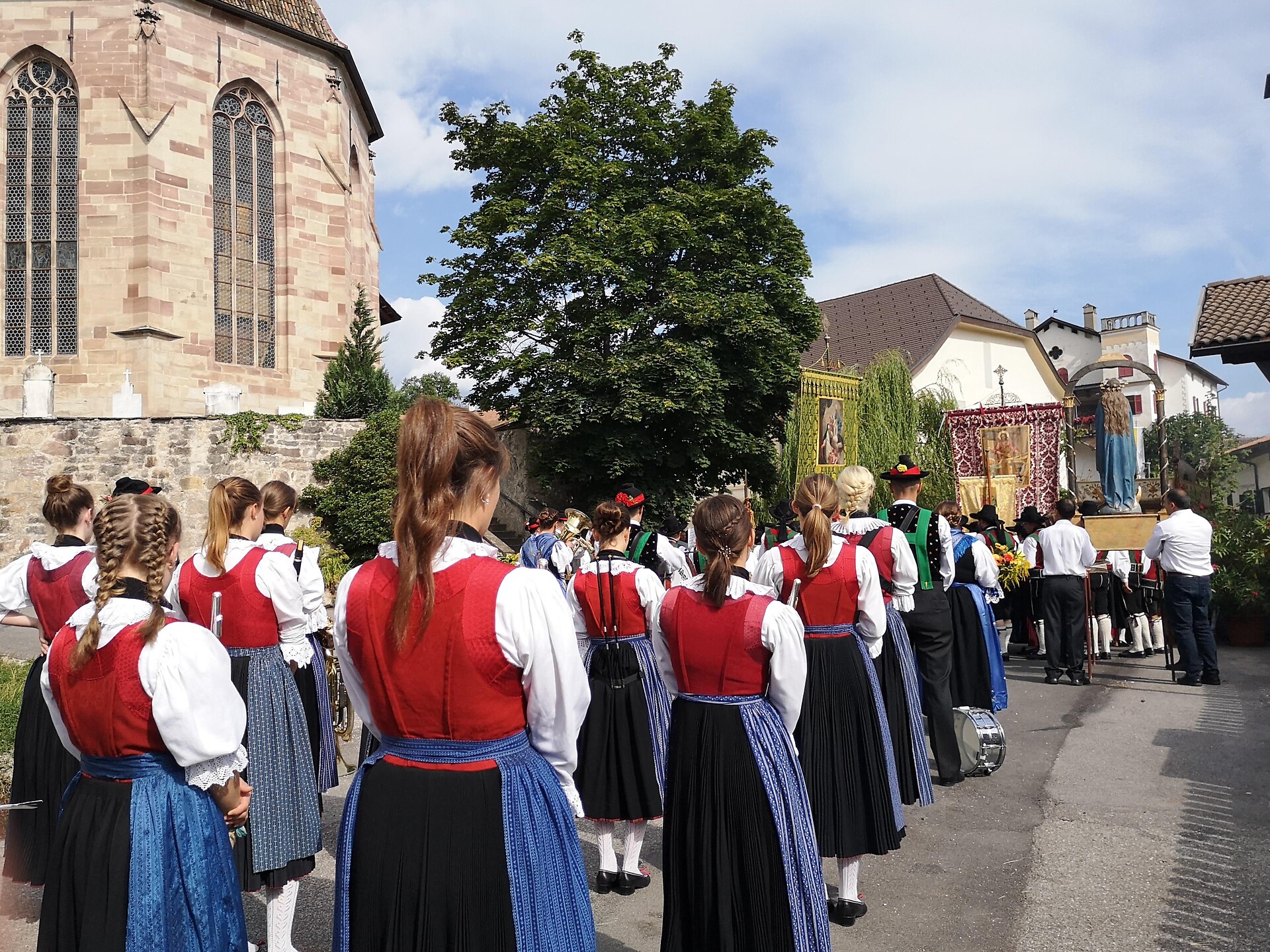 Tisner Kirchtag - Meran und Umgebung - #3 - suedtirol.info