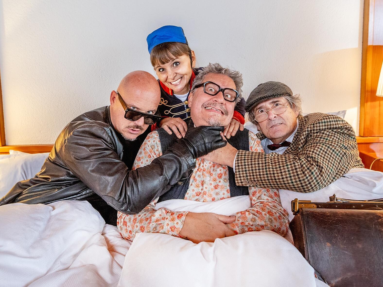 Theater in Tschiro: Die Nervensäge - Meran und Umgebung - #1 - suedtirol.info