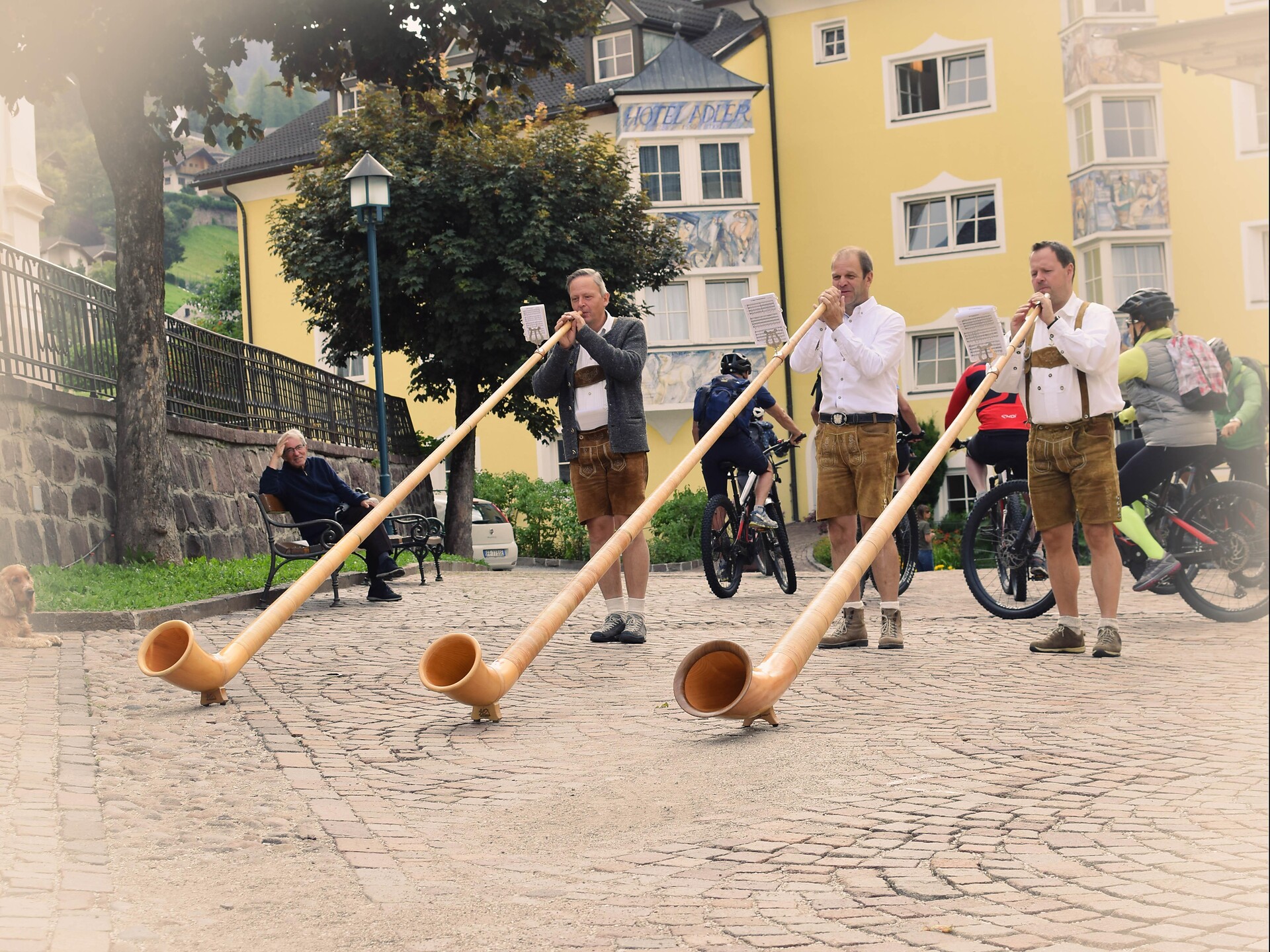 Traditionen in Gröden - Alphörner - Dolomitenregion Gröden - #1 - suedtirol.info