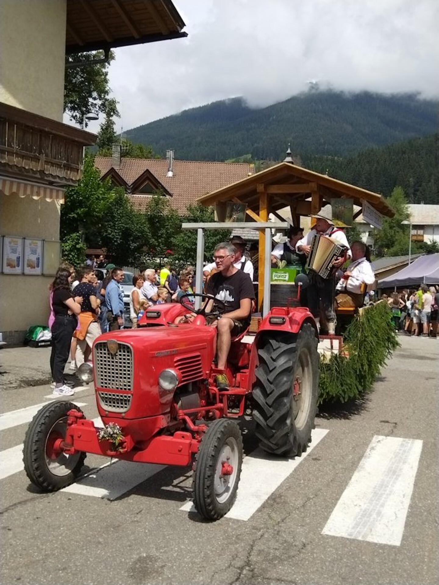 Town celebration in Tesido -  - #1 - suedtirol.info