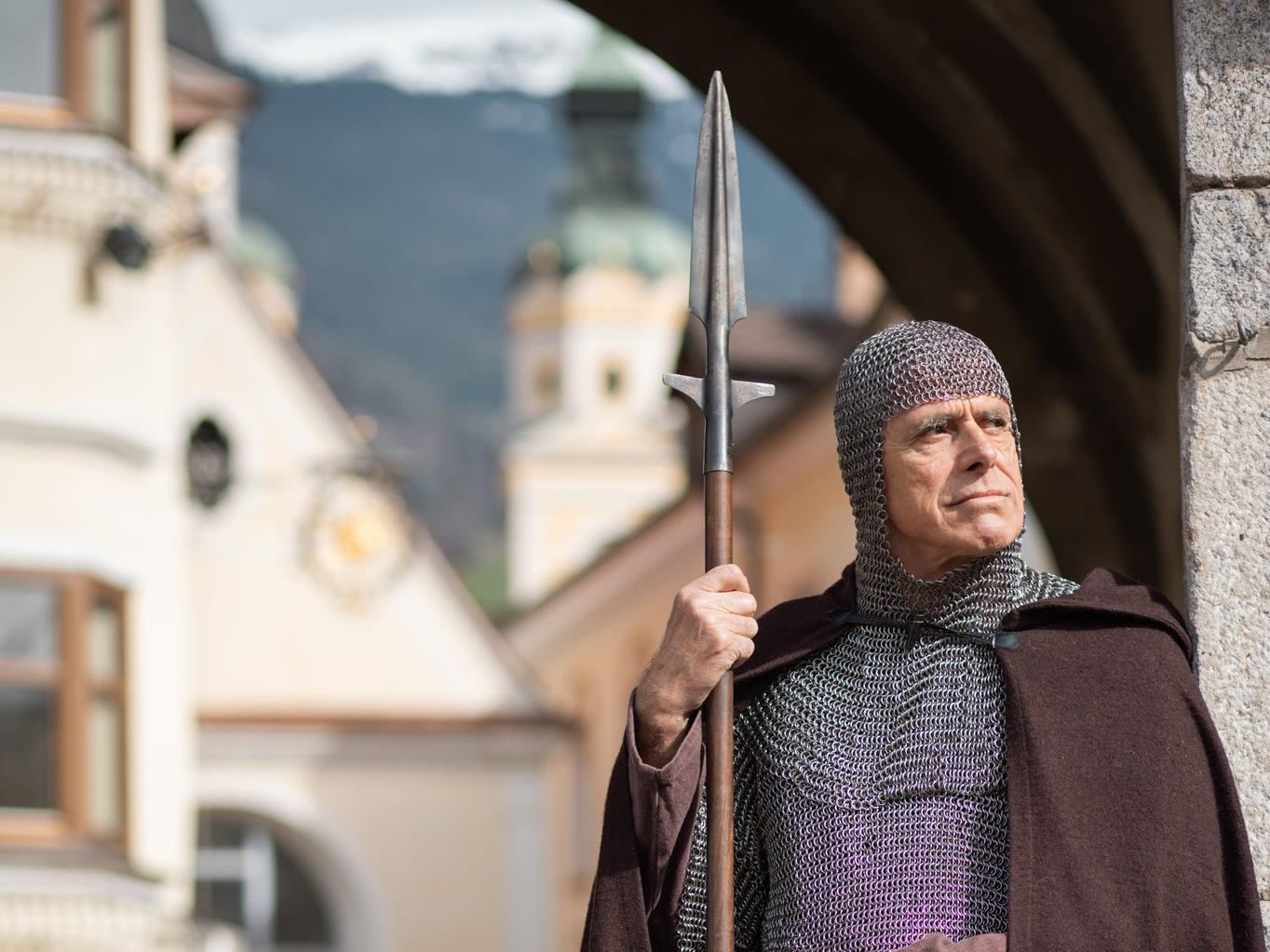 Theatralische Erlebnisführung - Auf den Spuren des Elefanten Brixen 1 suedtirol.info