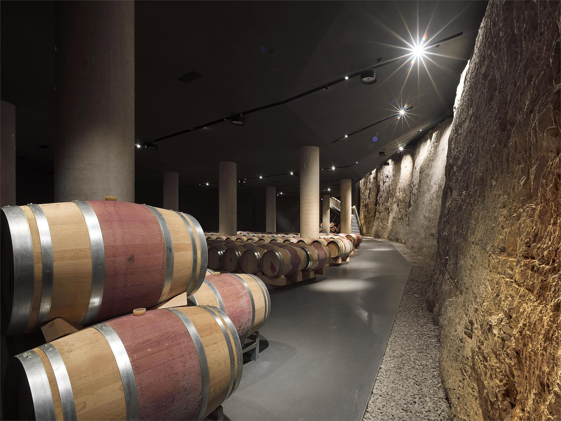 Percorso TERROIR: Visita & degustazione nella Cantina Kurtatsch Cortaccia sulla Strada del Vino 2 suedtirol.info