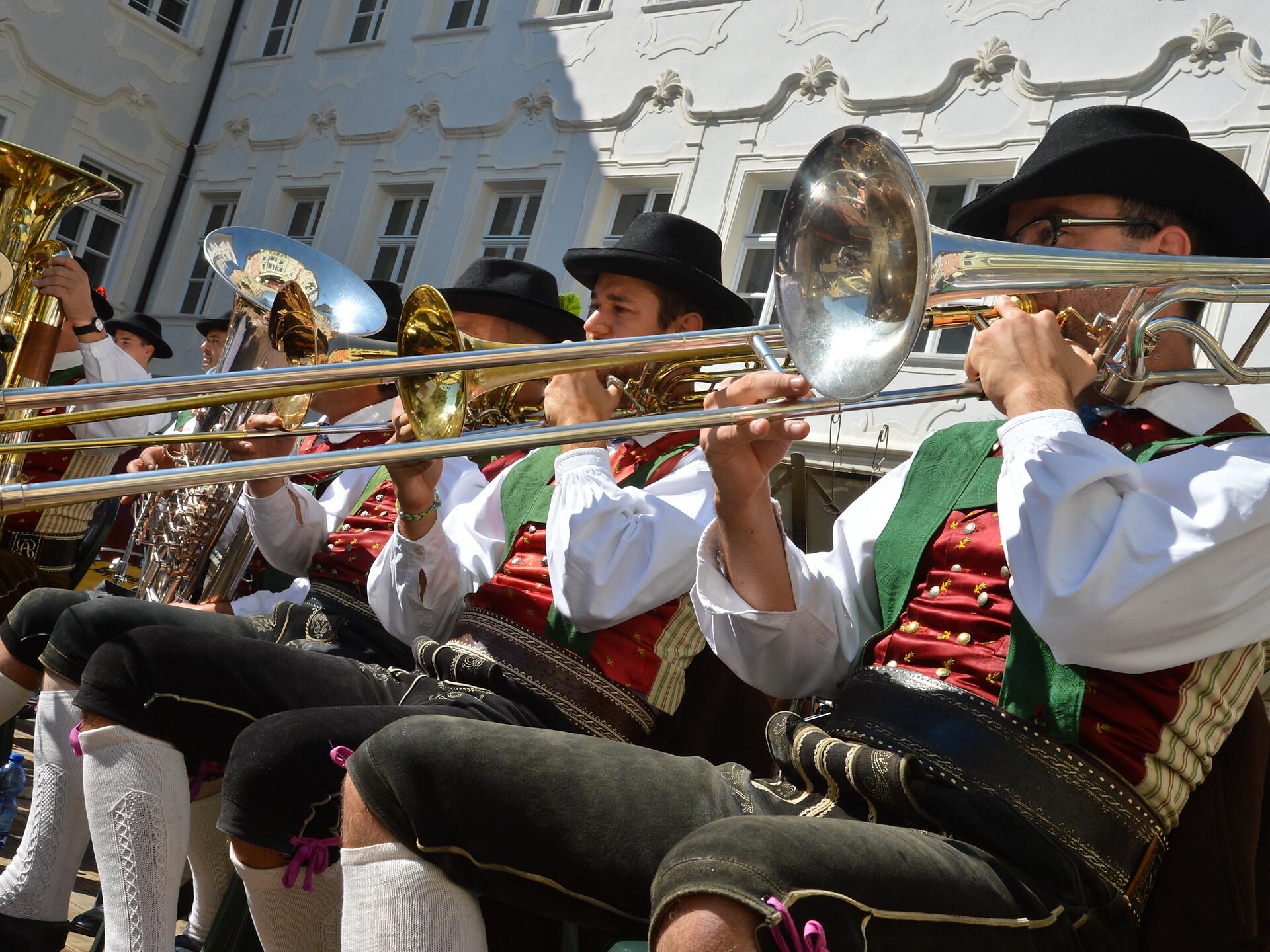 Tradition with the Bolzano marching bands Bolzano/Bozen 1 suedtirol.info