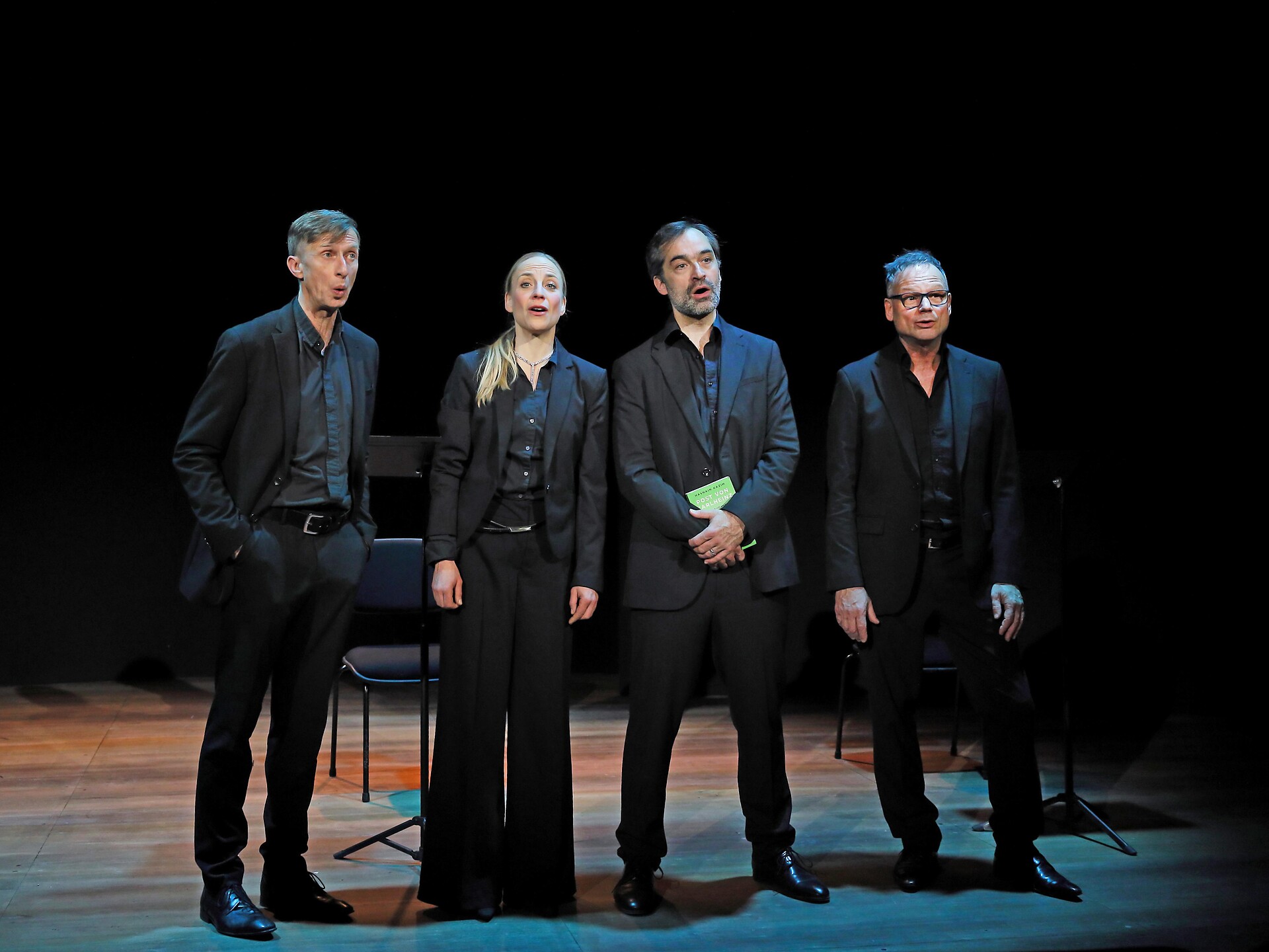 Theateraufführung: "Post von Karlheinz – Wütende Mails von richtigen Deutschen" - Sterzing und Umgebung - #1 - suedtirol.info