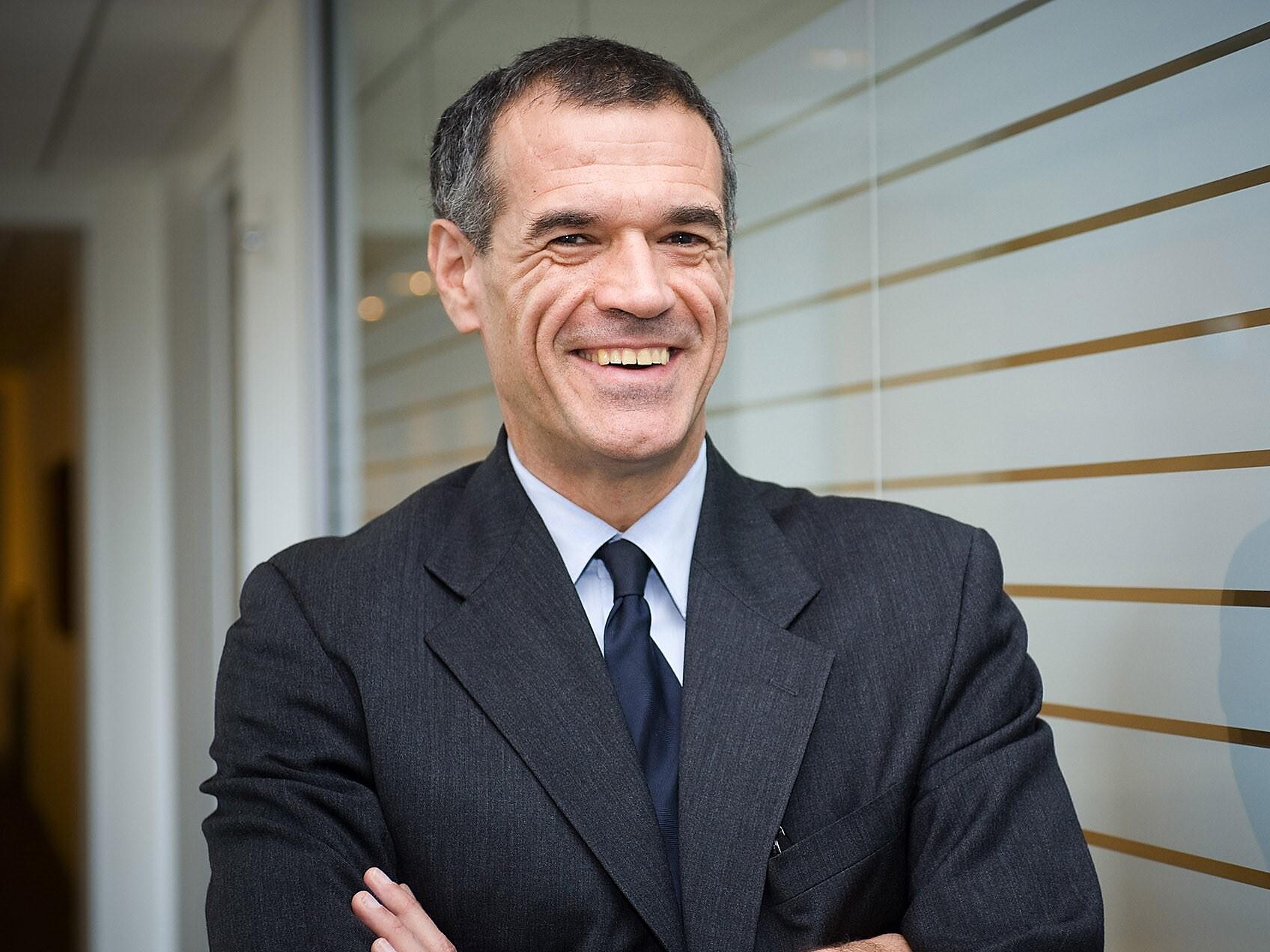 Un libro, un rifugio - Incontri con l'autore: Carlo Cottarelli - Regione dolomitica Alta Badia - #1 - suedtirol.info
