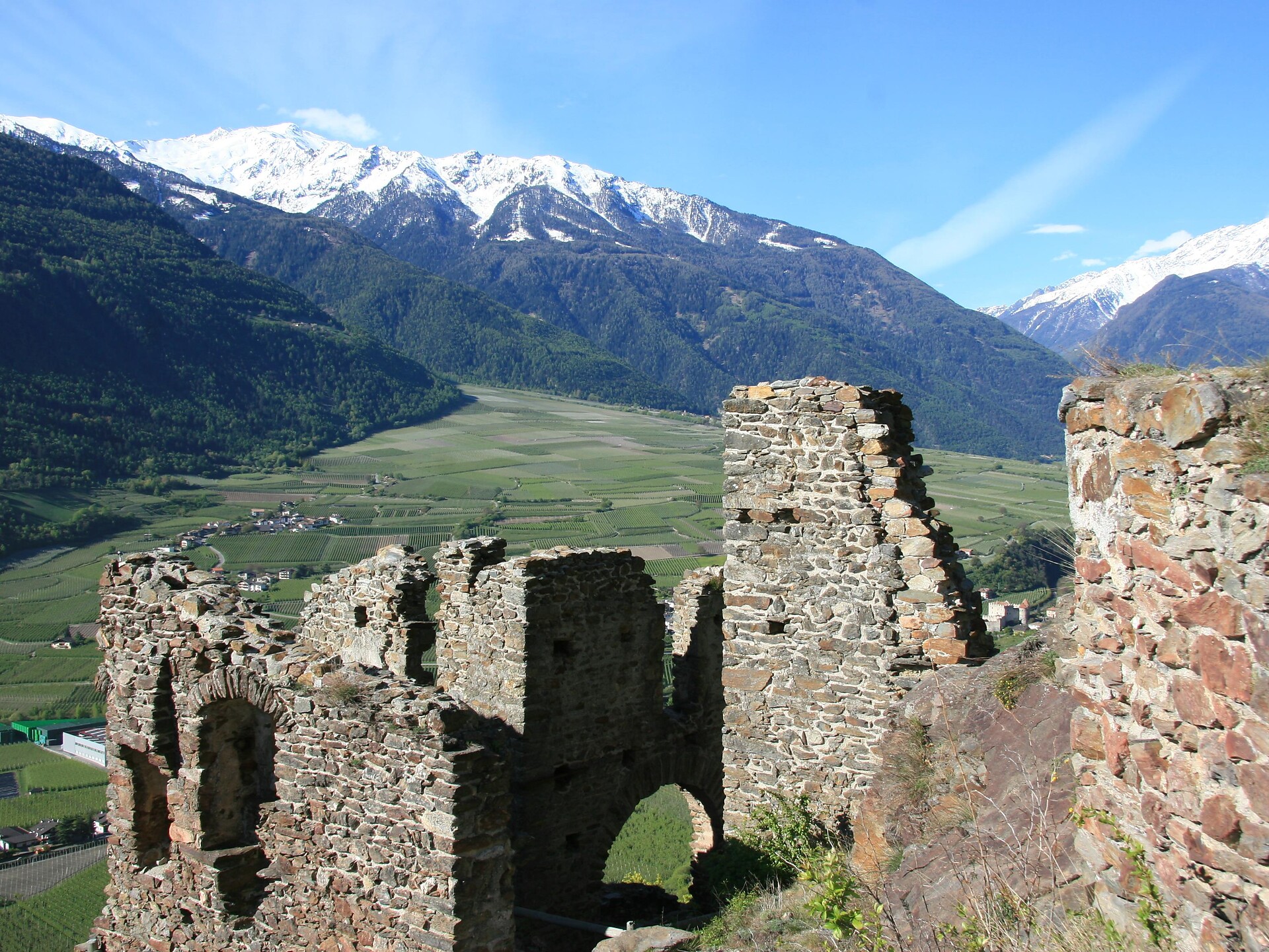 Unterwegs mit dem Lorgg - Familien Erlebniswanderung Kastelbell-Tschars 3 suedtirol.info
