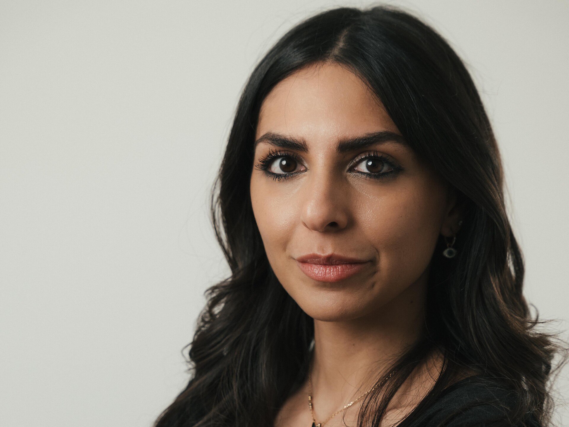 Un libro, un rifugio - Incontri con l'autrice: Pegah Moshir Pour - Regione dolomitica Alta Badia - #1 - suedtirol.info
