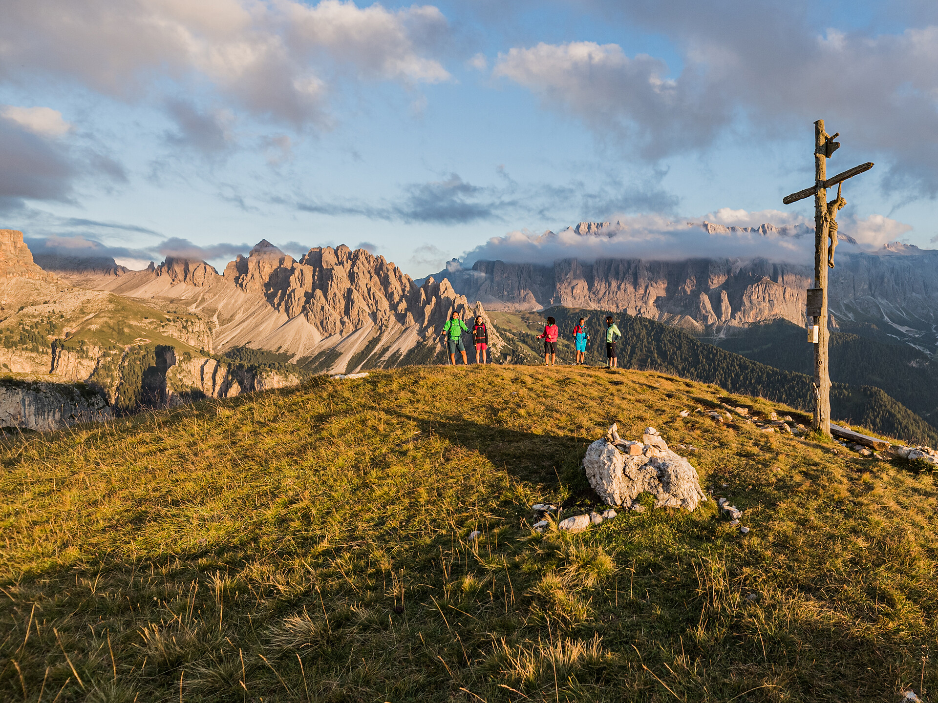 Über die Piza-Scharte zu der Felsenbrücke auf Stevia: Naturpark Puez-Geisler Wolkenstein 3 suedtirol.info