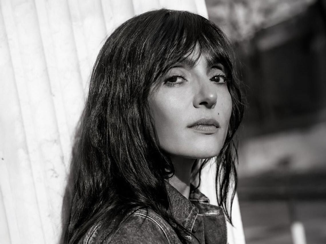 Un libro, un rifugio - Incontri con l'autrice: Ambra Angiolini - Regione dolomitica Alta Badia - #1 - suedtirol.info
