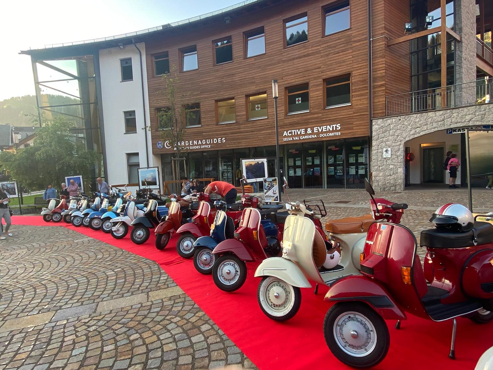 Vespa exhibition - Dolomites Region Val Gardena - #1 - suedtirol.info