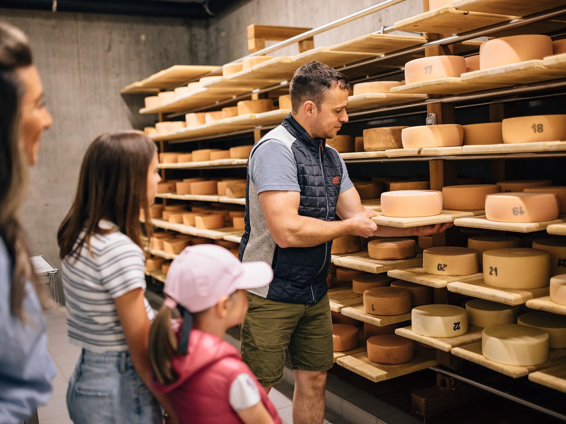 Dal latte al formaggio Verano 1 suedtirol.info