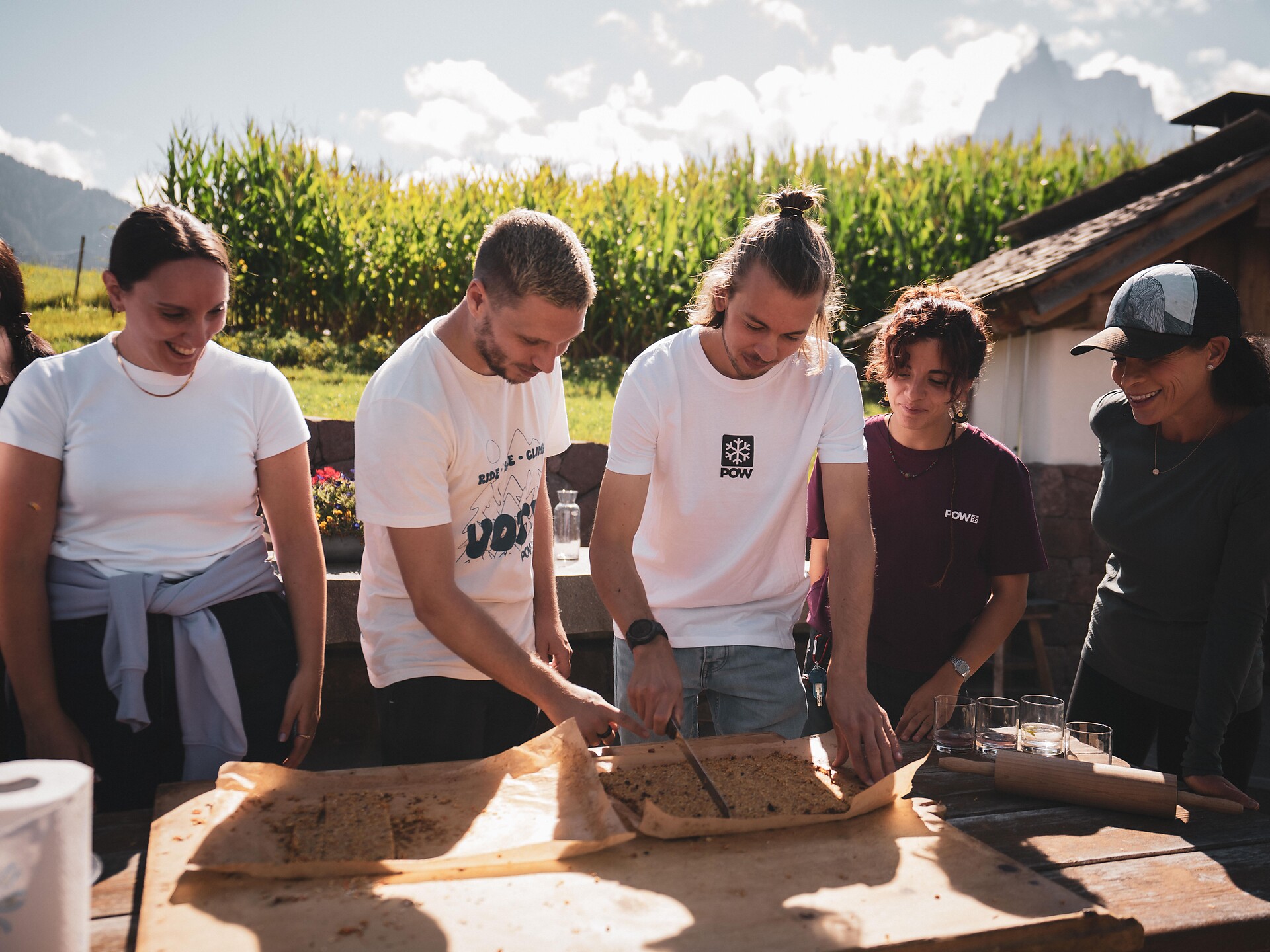 Vom Hof auf den Teller: Müsliriegel aus lokalen Zutaten herstellen - Dolomitenregion Seiser Alm - #3 - suedtirol.info