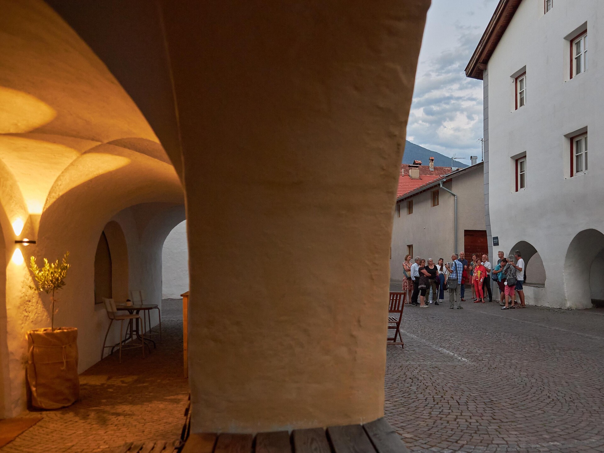 Visita guidata della città medioevale Glorenza notturna - Val Venosta - #2 - suedtirol.info