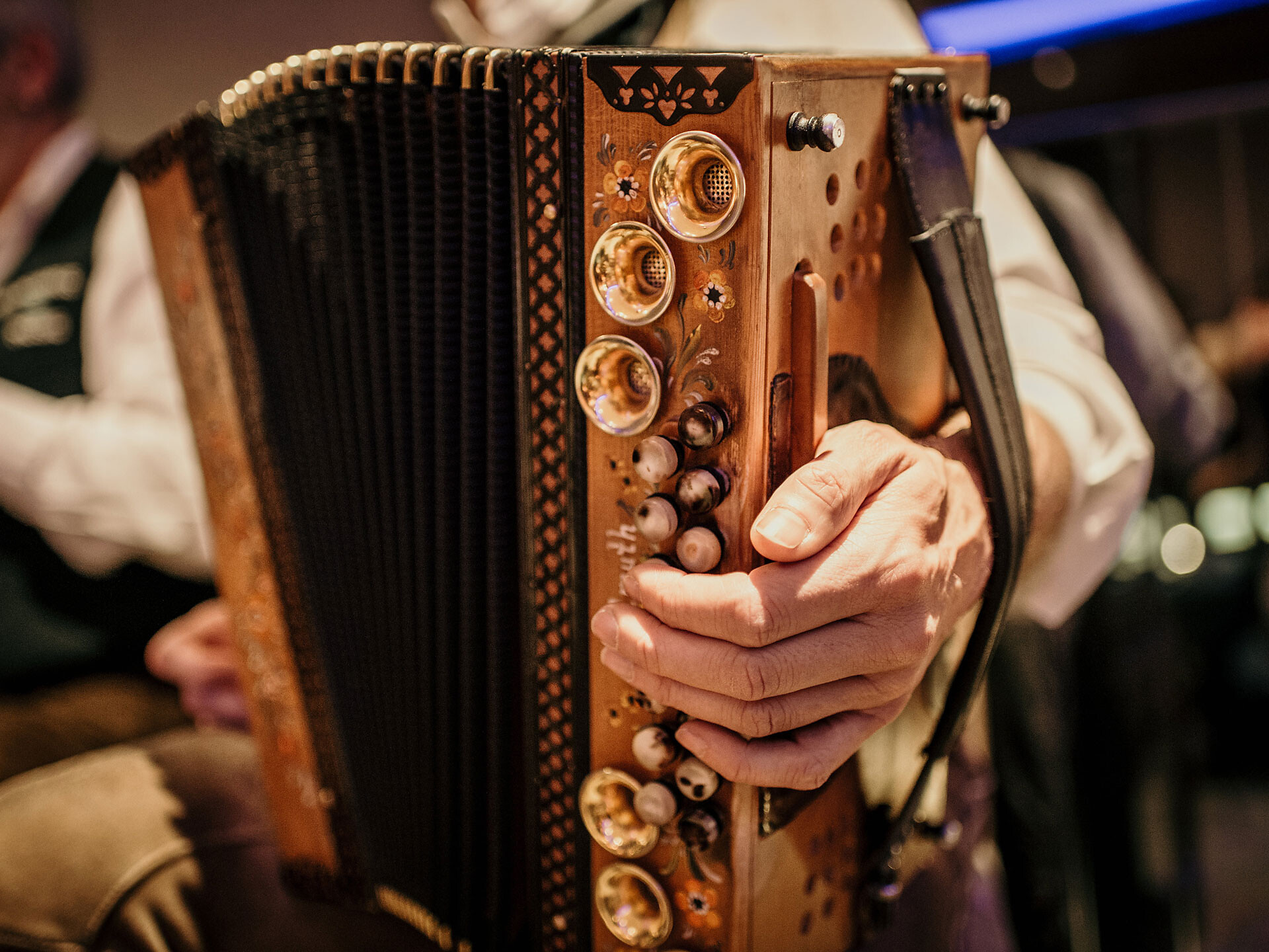 Serata folcloristica Tirolo 1 suedtirol.info