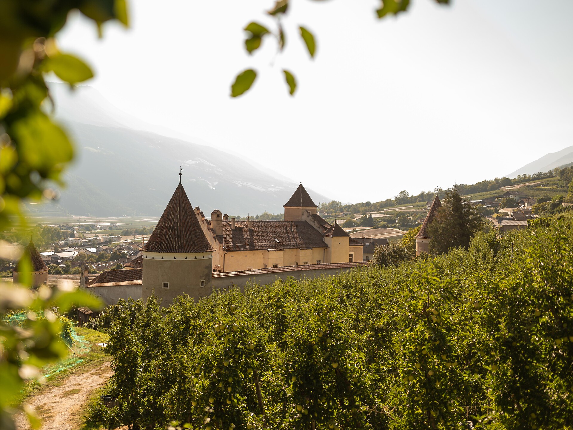 Visita guidata nel Castello di Coldrano - Val Venosta - #1 - suedtirol.info