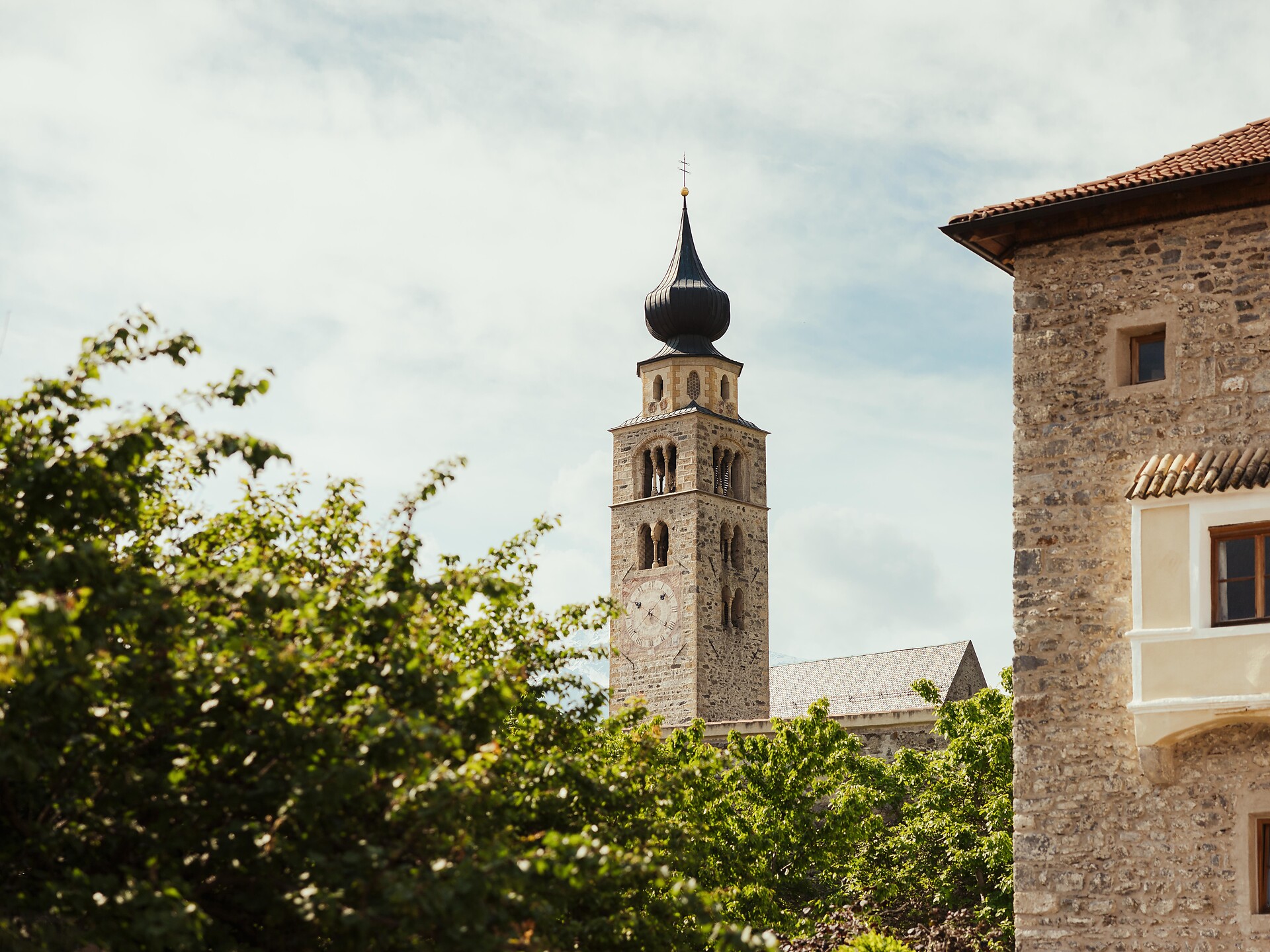 Visita guidata alla città medievale di Glorenza “Torri, mura, topi” Glorenza 1 suedtirol.info