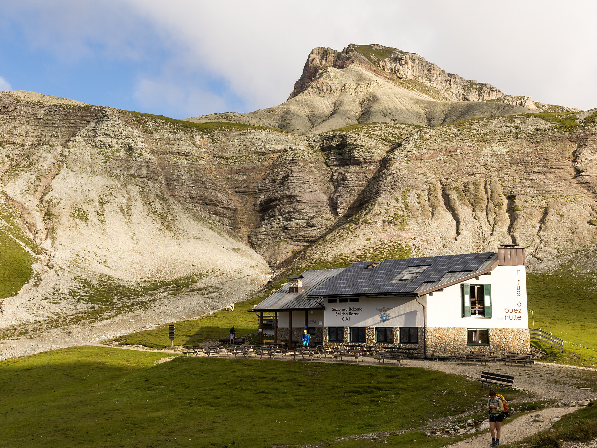Wanderung zur Mondlandschaft Puez im Naturpark Puez-Geisler Wolkenstein 1 suedtirol.info