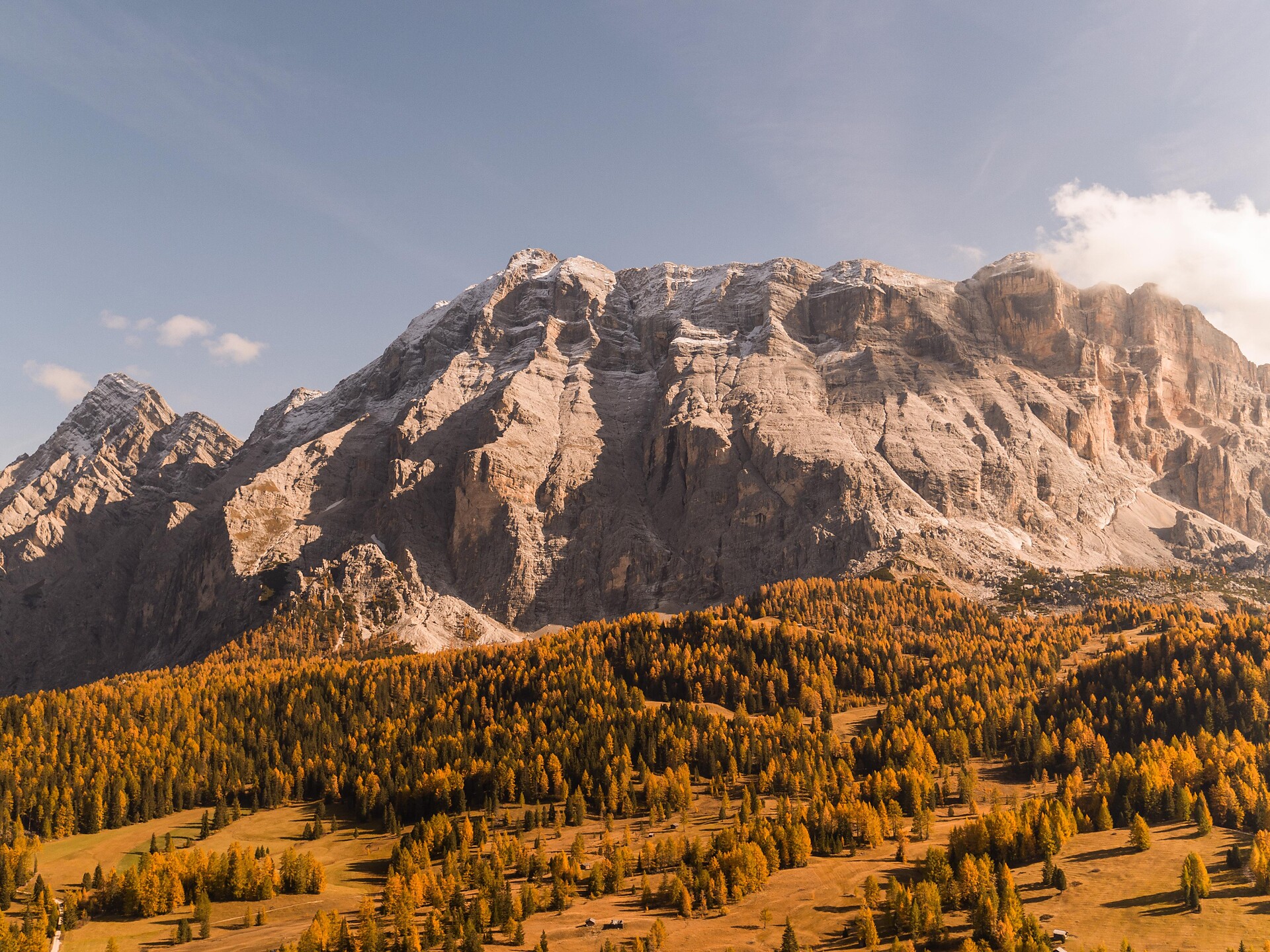 Walk to the little church of Santa Croce - Munts dl Altonn - Dolomites Region Alta Badia - #1 - suedtirol.info