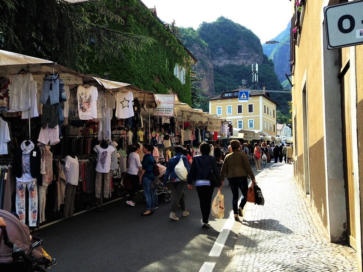 Wochenmarkt Leifers 1 suedtirol.info