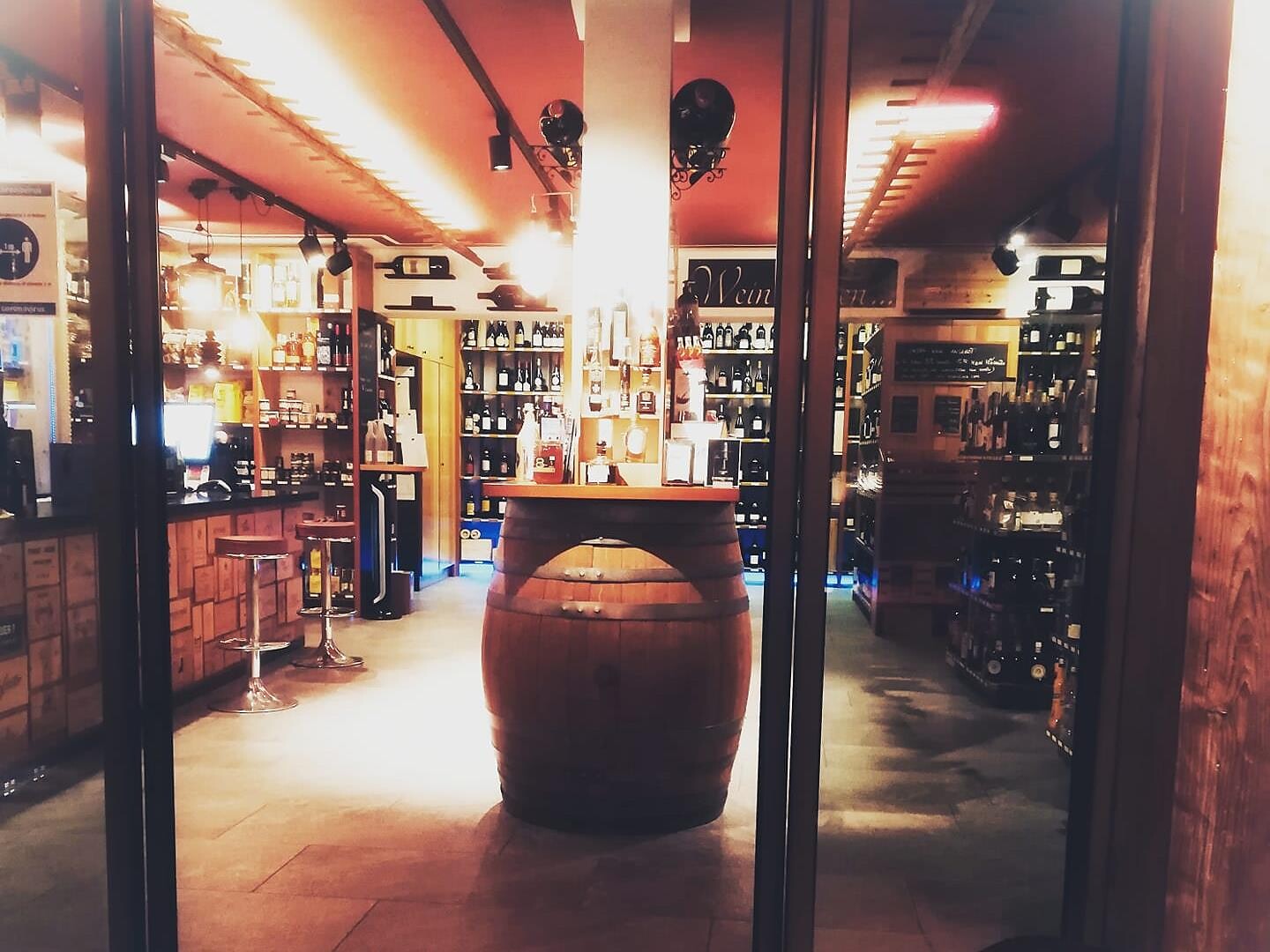 Weinverkostung in der Vinothek Mairhofer - Meran und Umgebung - #1 - suedtirol.info