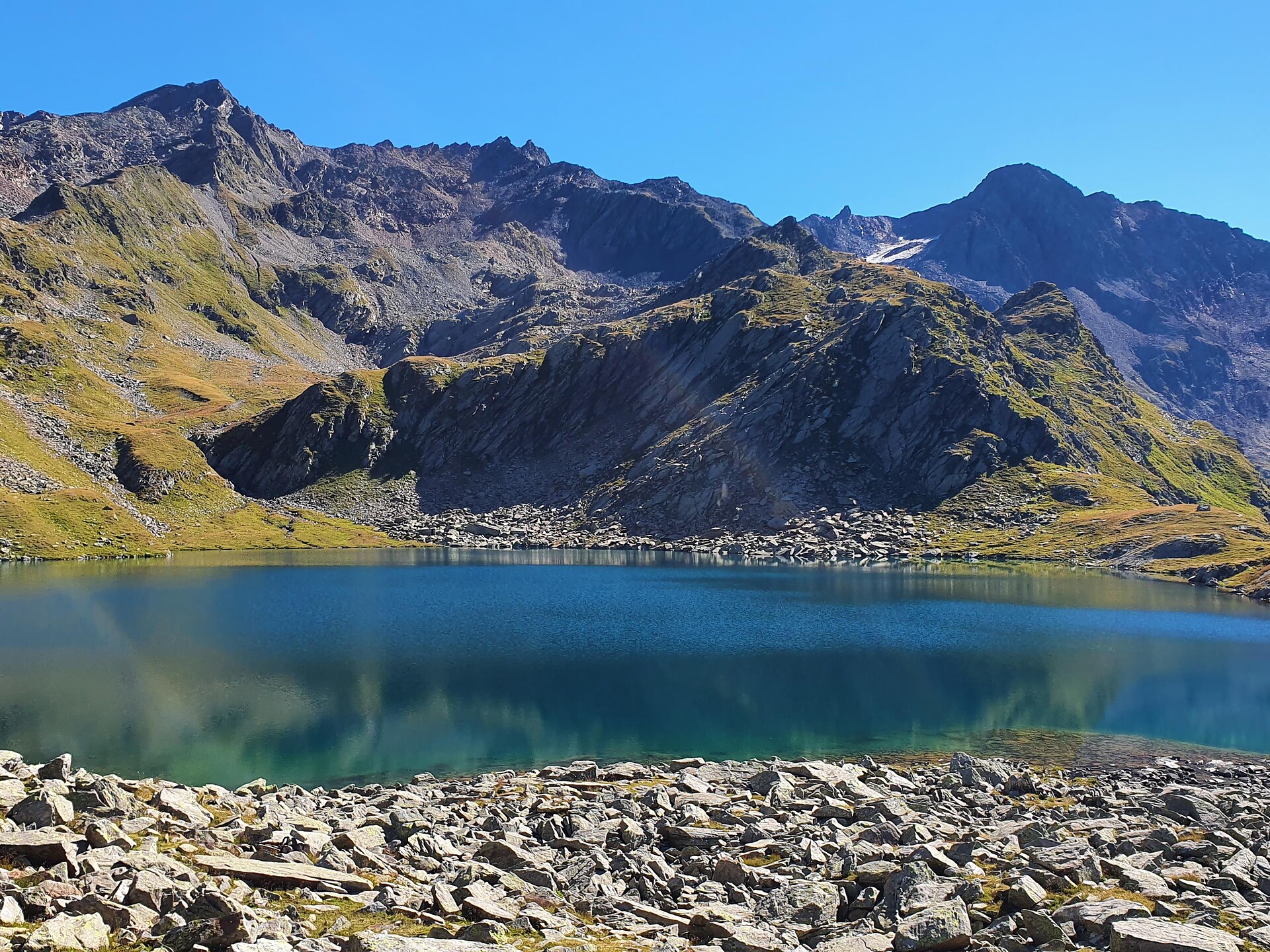 Escursione guidata al Lago Nero in Val Passiria Scena 1 suedtirol.info