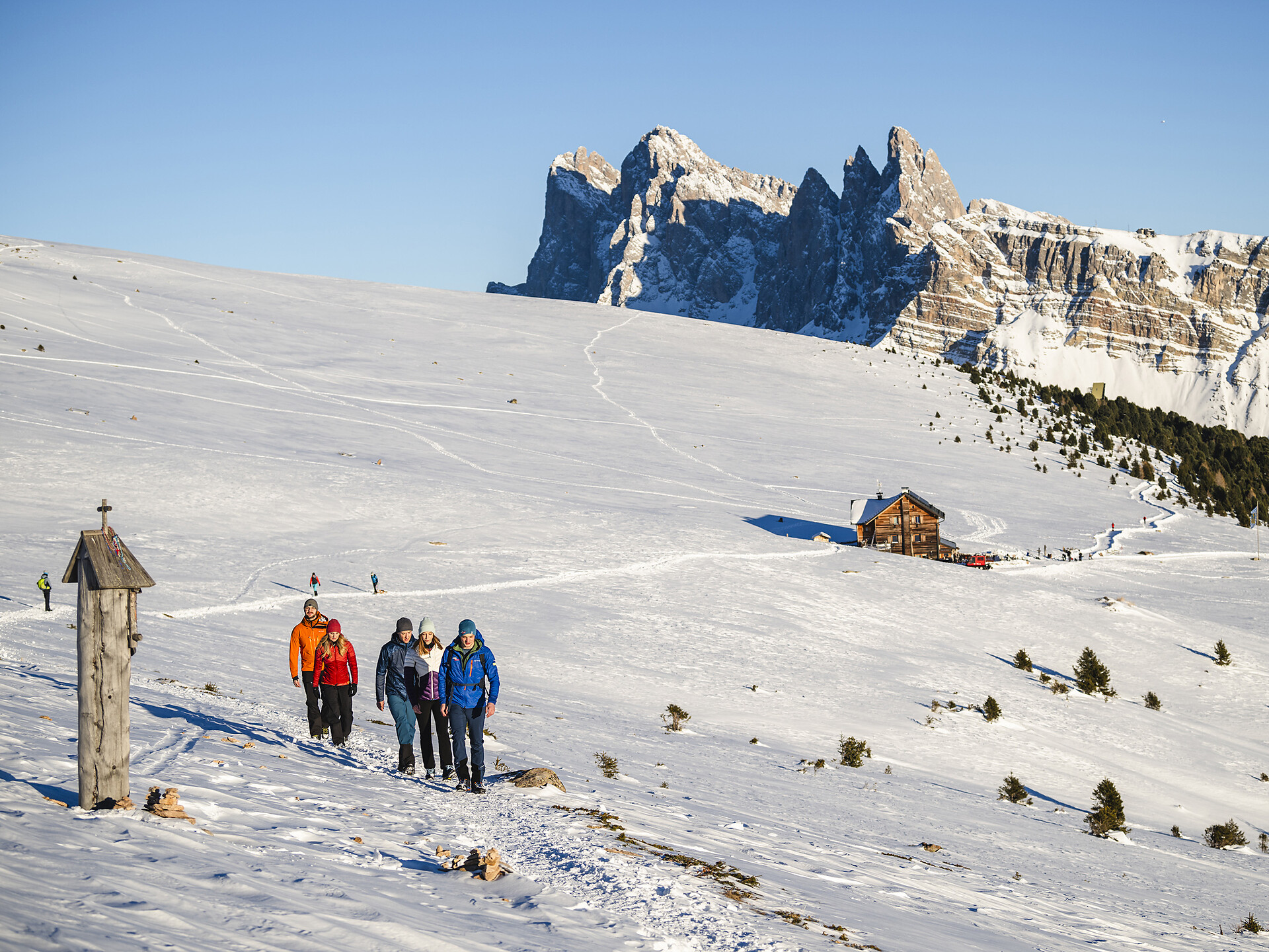 Winter Hike on Resciesa in the Puez-Odle Nature Park - Dolomites Region Val Gardena - #2 - suedtirol.info