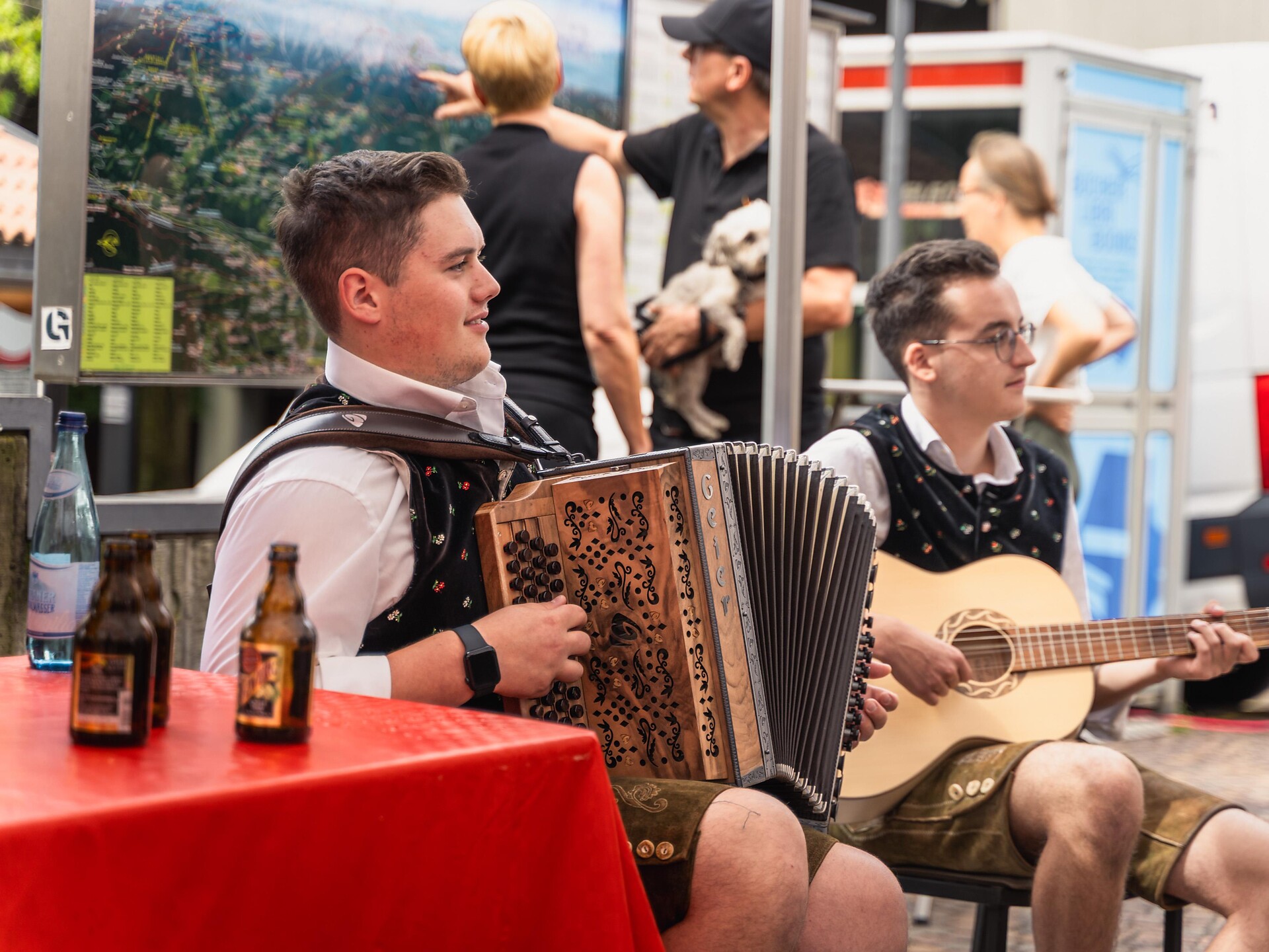 Selvaggina.Vino.Musica al Maso Florerhof con Hannes & Jakob - Merano e dintorni - #1 - suedtirol.info