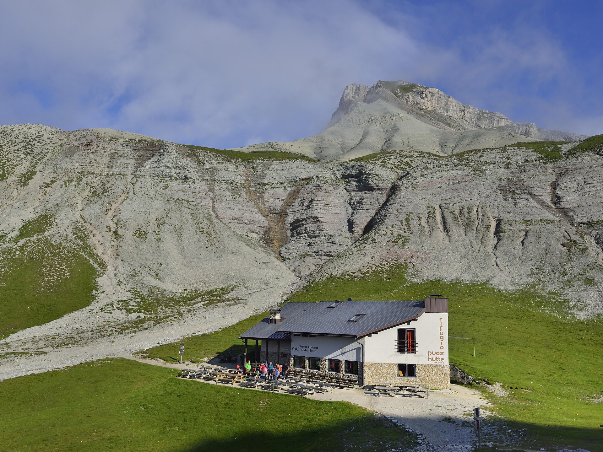 Wanderung zur Mondlandschaft Puez im Naturpark Puez-Geisler Wolkenstein 3 suedtirol.info