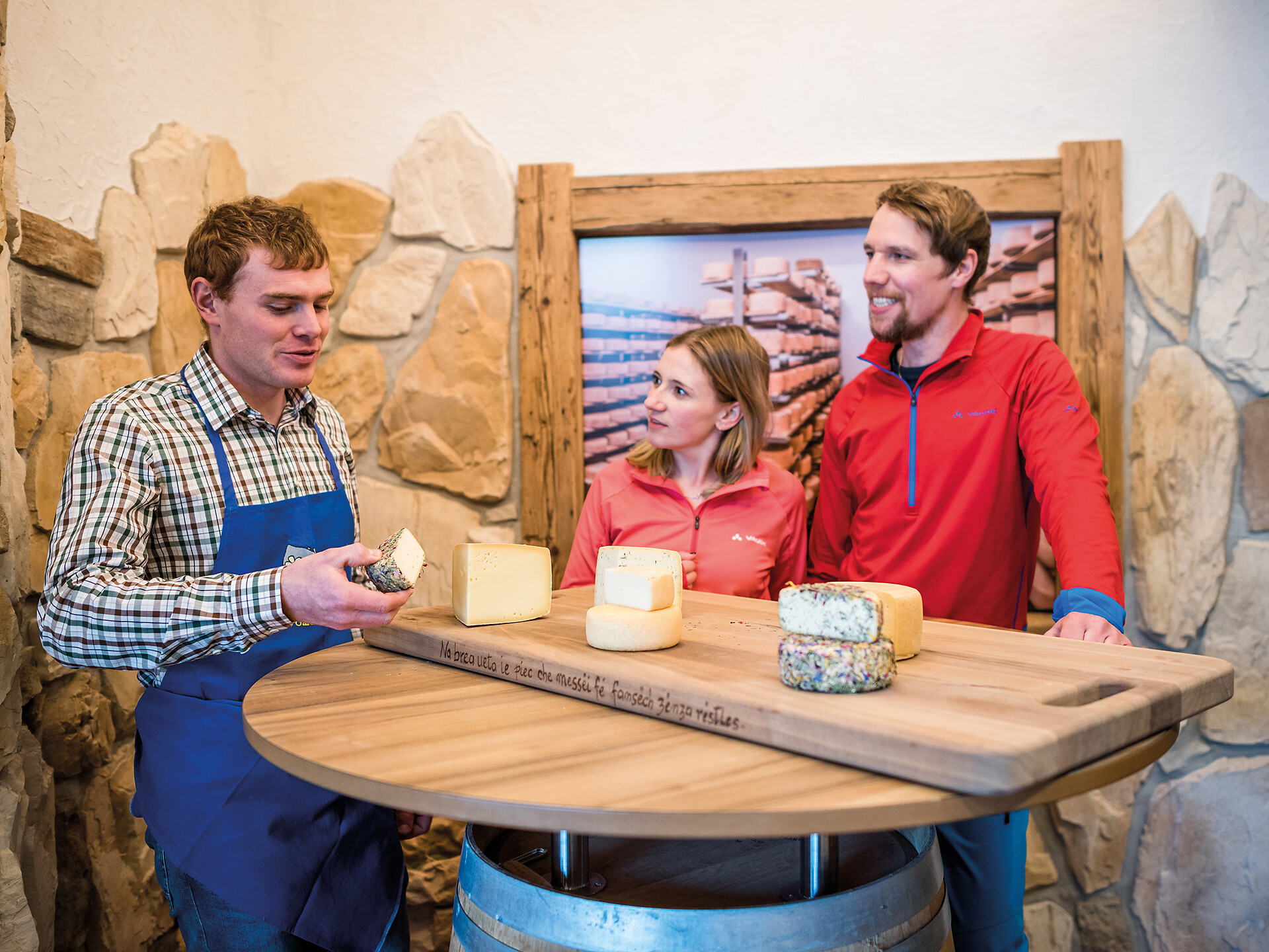 Winter Hike with Cheese Tasting at the "Valin" Cheese Dairy - Dolomites Region Val Gardena - #1 - suedtirol.info