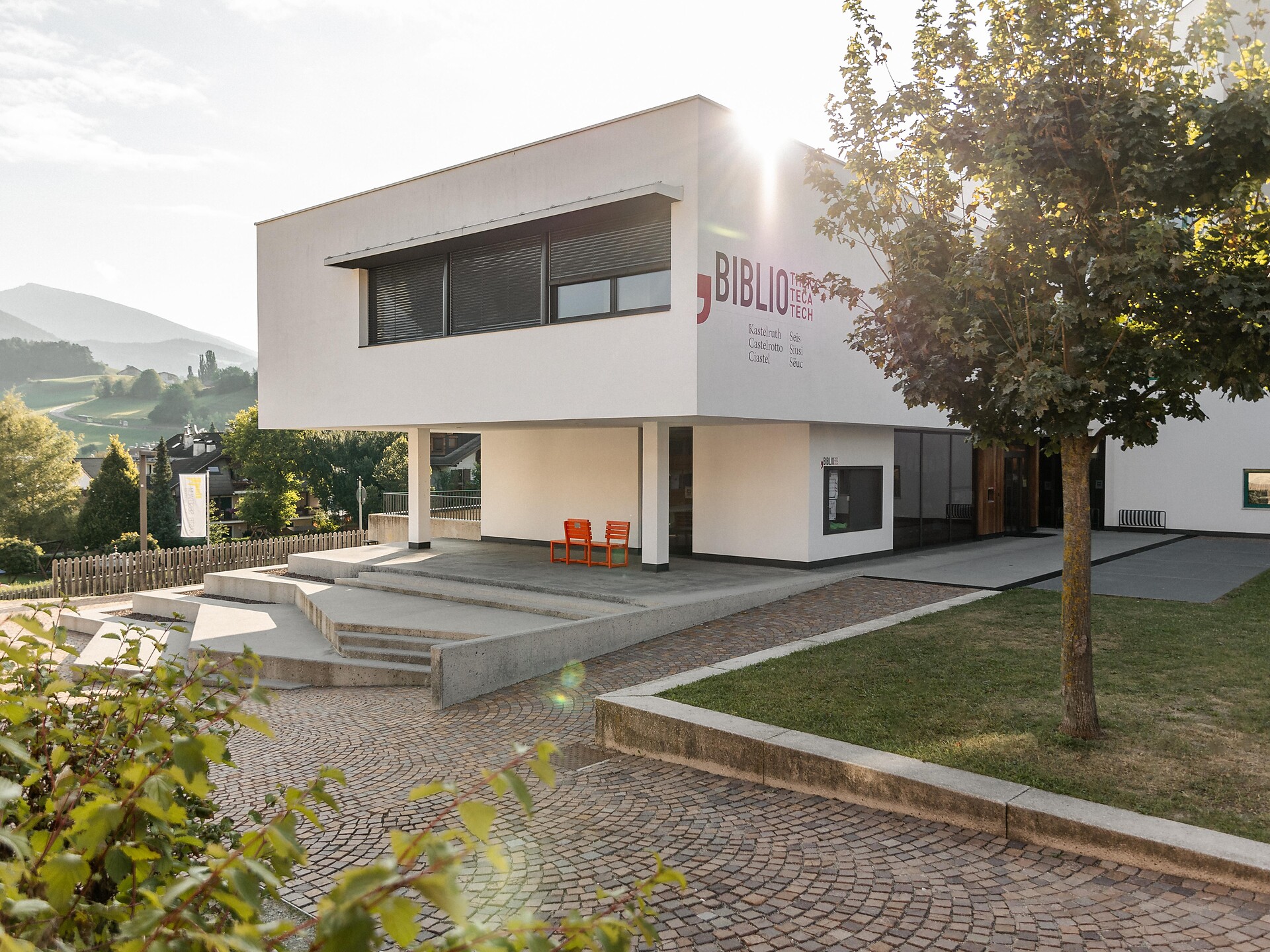 Wanderausstellung: Tourismus in Südtirol 1961 - 1983 - Dolomitenregion Seiser Alm - #1 - suedtirol.info