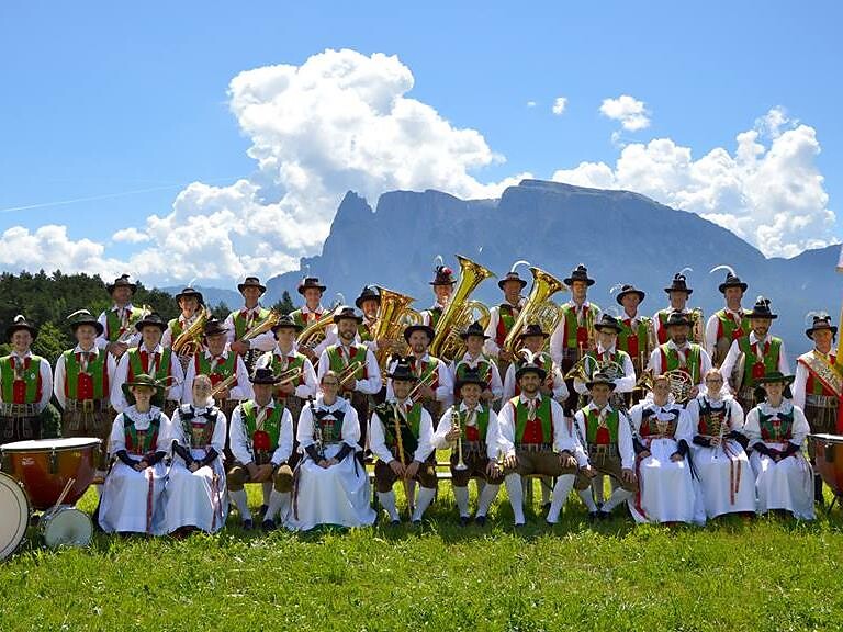 Festa campestre della banda musicale di Longostagno Renon 1 suedtirol.info