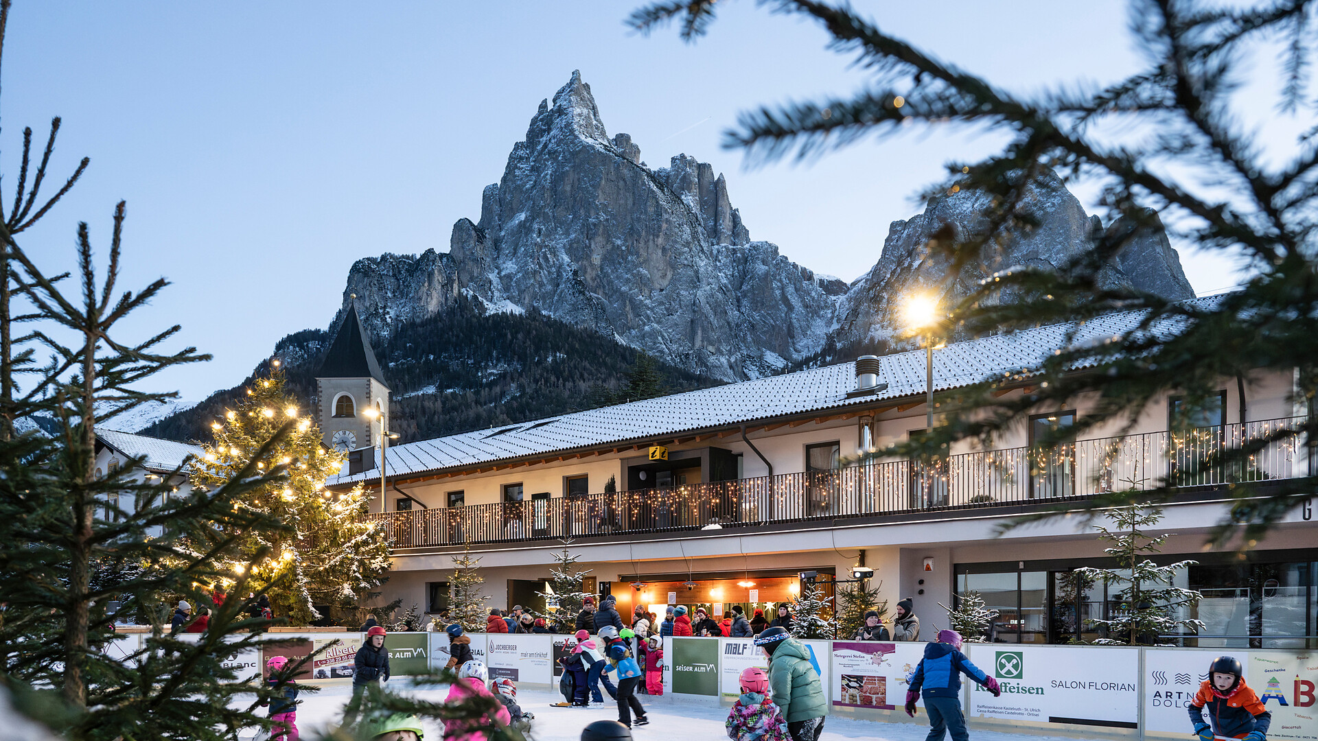 Seis ON ICE - Christmas Stories for families (German only) - Dolomites Region Seiser Alm - #1 - suedtirol.info
