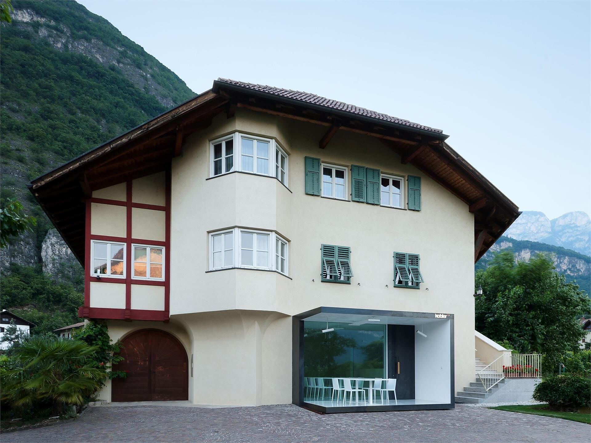 Weinhof Kobler - Führung durch Weingarten und Keller, Verkostung aller Weine Margreid an der Weinstraße 2 suedtirol.info