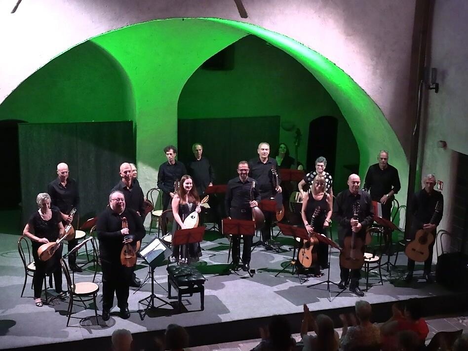 Christmas Concert of the "Orchestra Mandolinistica Euterpe" - Dolomites Region 3 Zinnen - #1 - suedtirol.info