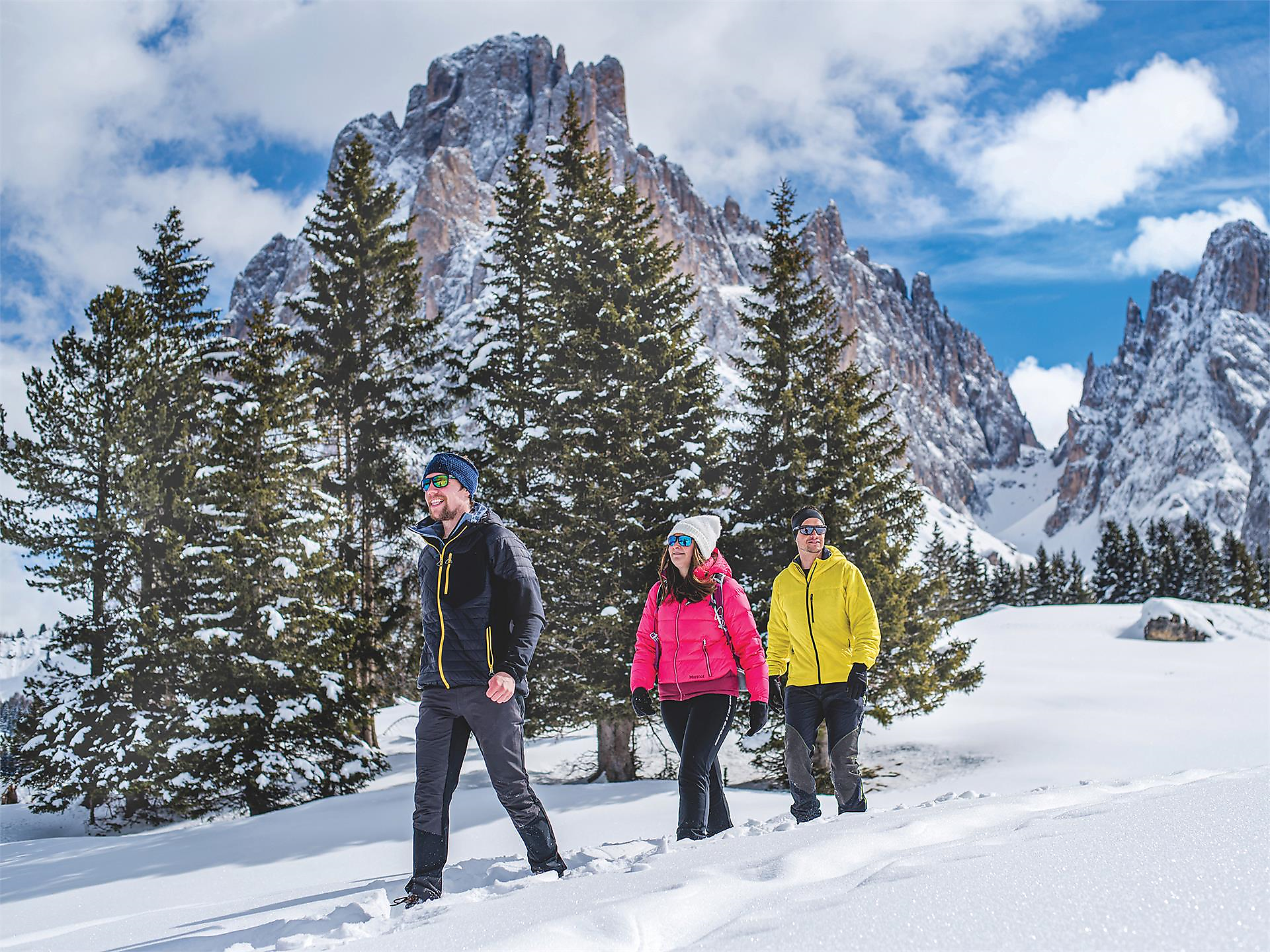 Winterwandern und Rodelspaß unter dem Langkofel - Dolomitenregion Gröden - #1 - suedtirol.info