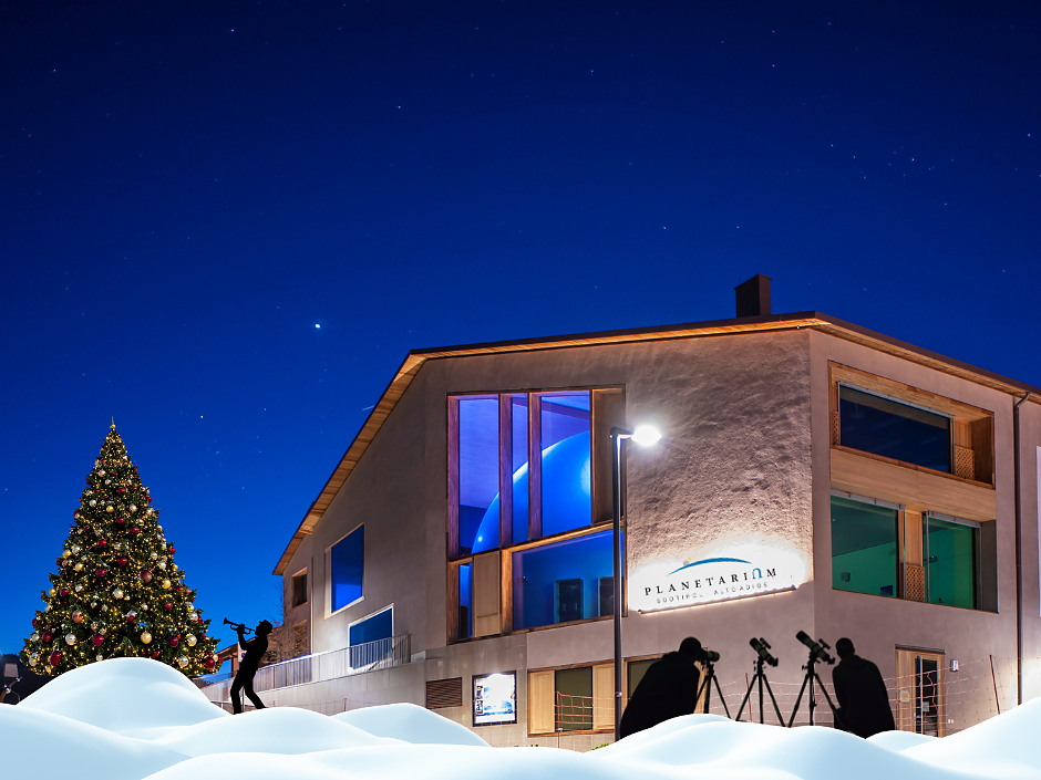 Weihnachtszauber im Planetarium Südtirol - Dolomitenregion Eggental - #1 - suedtirol.info