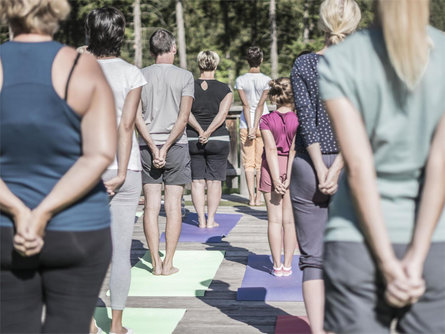 Ashtanga yoga for balance and relaxation Rasen-Antholz/Rasun Anterselva 1 suedtirol.info