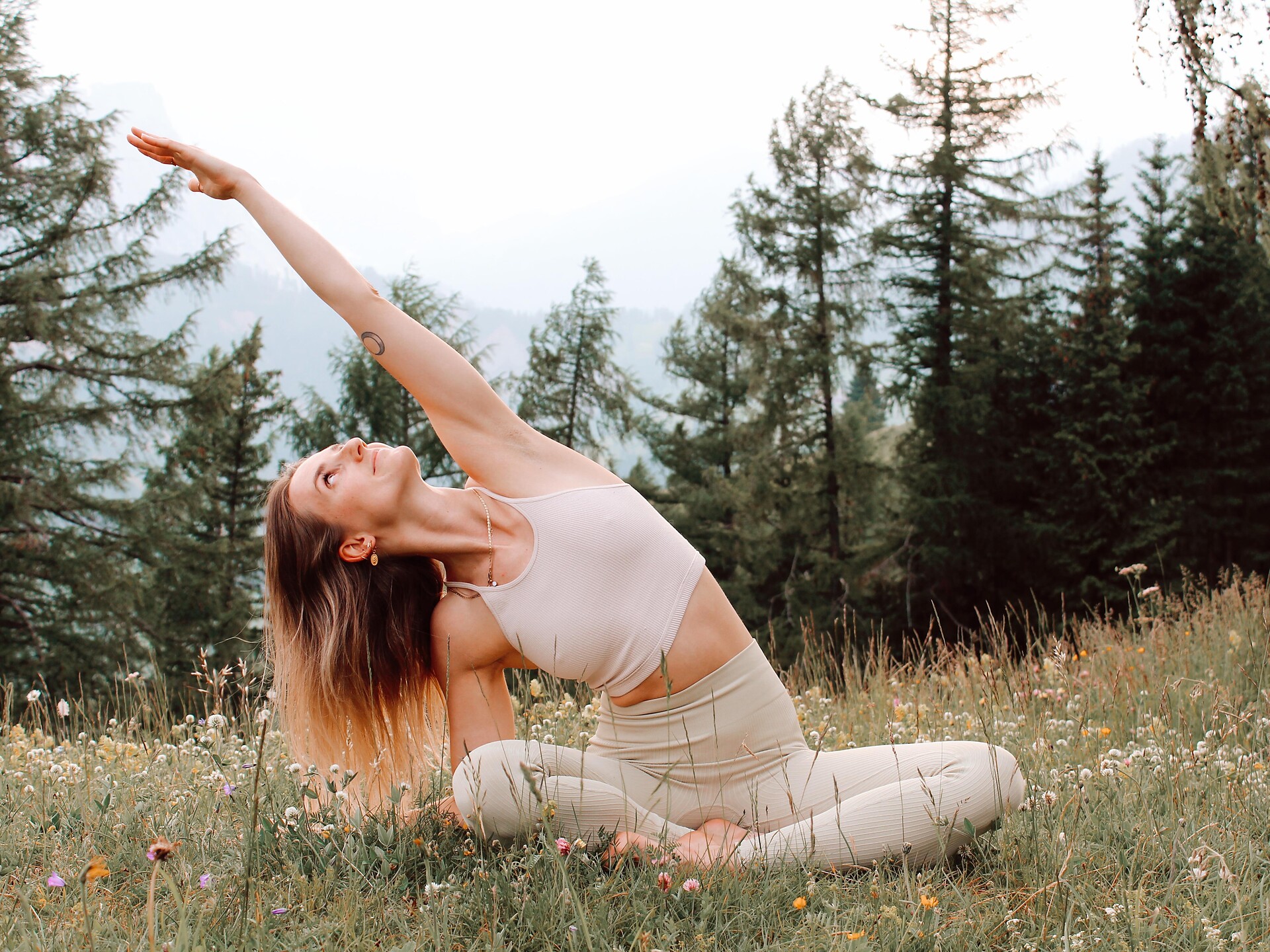 YOG·AMIGA - Morning Yoga - Dolomites Region Kronplatz/Plan de Corones - #1 - suedtirol.info