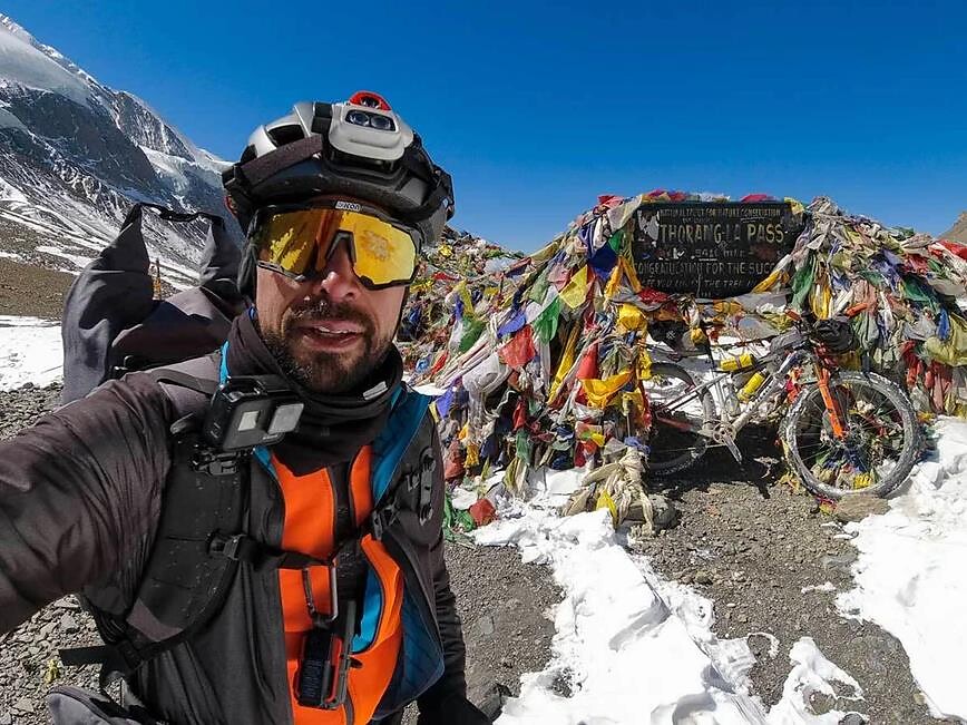 Zënza limit - Senza fiato. Storie di sport e di vita con Omar Di Felice - Regione dolomitica Alta Badia - #3 - suedtirol.info