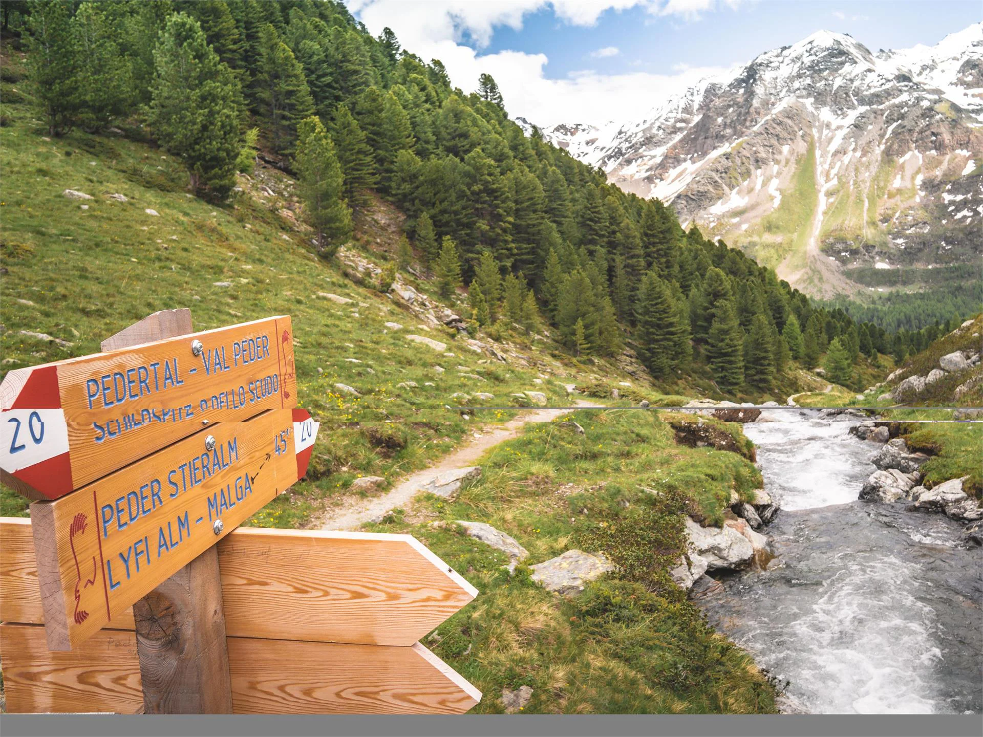 Sentiero delle Malghe Martello Martello 2 suedtirol.info