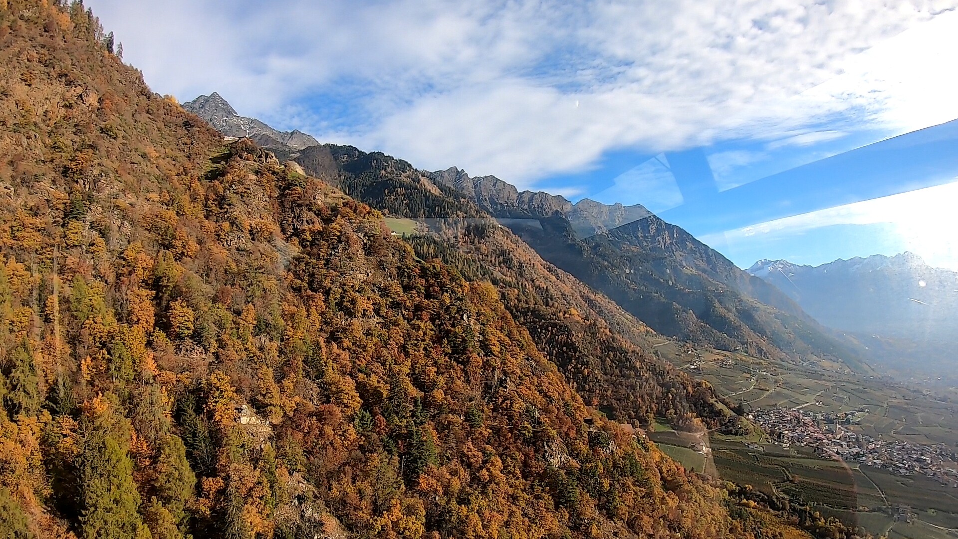 Auf dem Meraner Höhenweg West zu den Höfen am Partschinser Sonnenberg