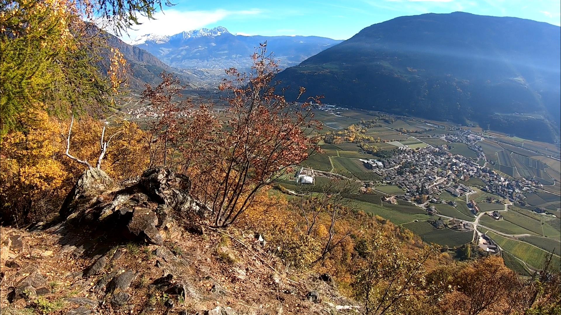 On the Merano High Mountain Trail to the historic historic mountain farms of the Partschins Sonnenberg Partschins/Parcines 4 suedtirol.info