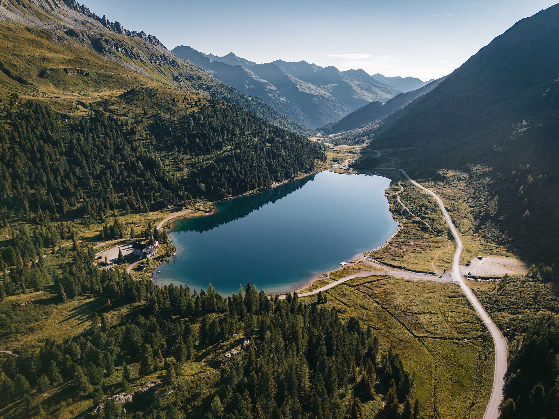 Facile escursione alle malghe Staller presso il Passo Stalle - Regione dolomitica Plan de Corones - #3 - suedtirol.info