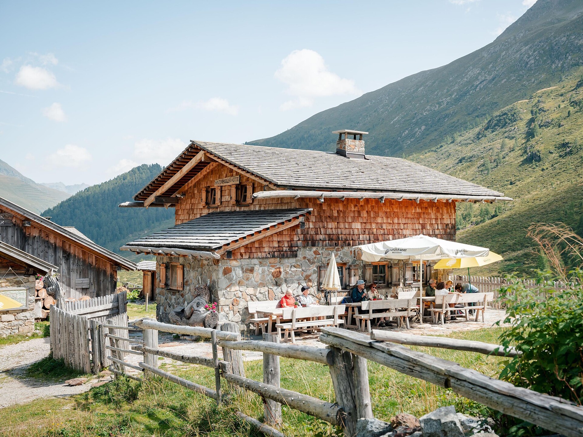 Facile escursione alle malghe Staller presso il Passo Stalle - Regione dolomitica Plan de Corones - #2 - suedtirol.info